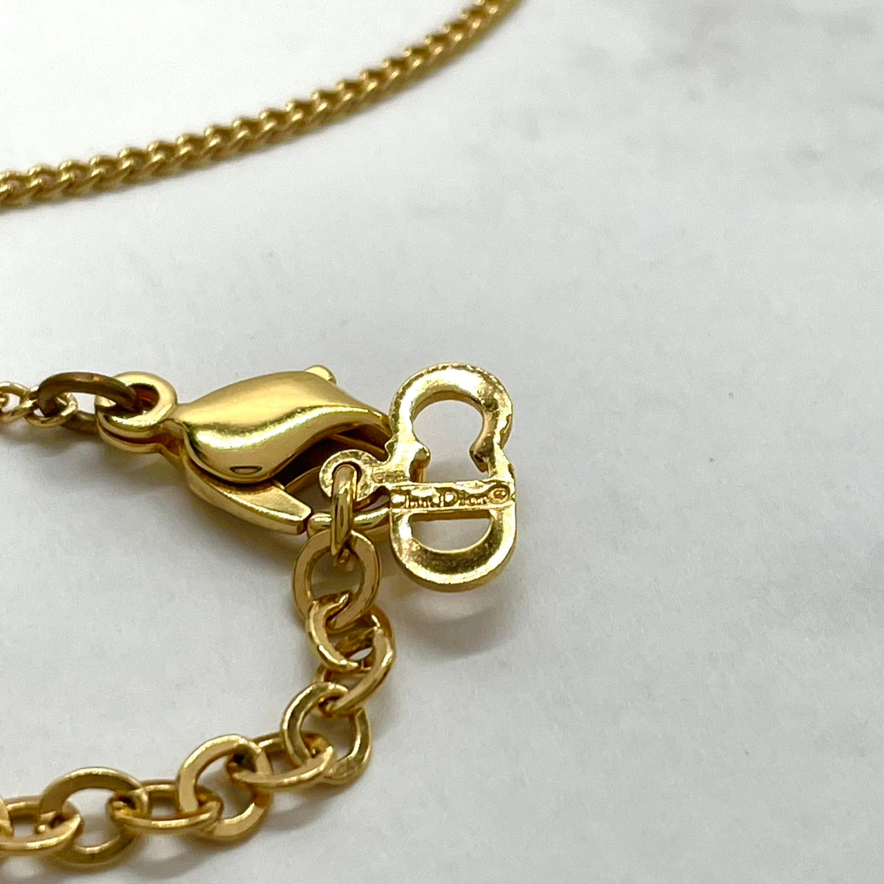 美品 Christian Dior クリスチャンディオール ネックレス クリスタルストーン ゴールドカラー アジャスター付き CDロゴ アクセサリー ヴィンテージジュエリー レディース I3