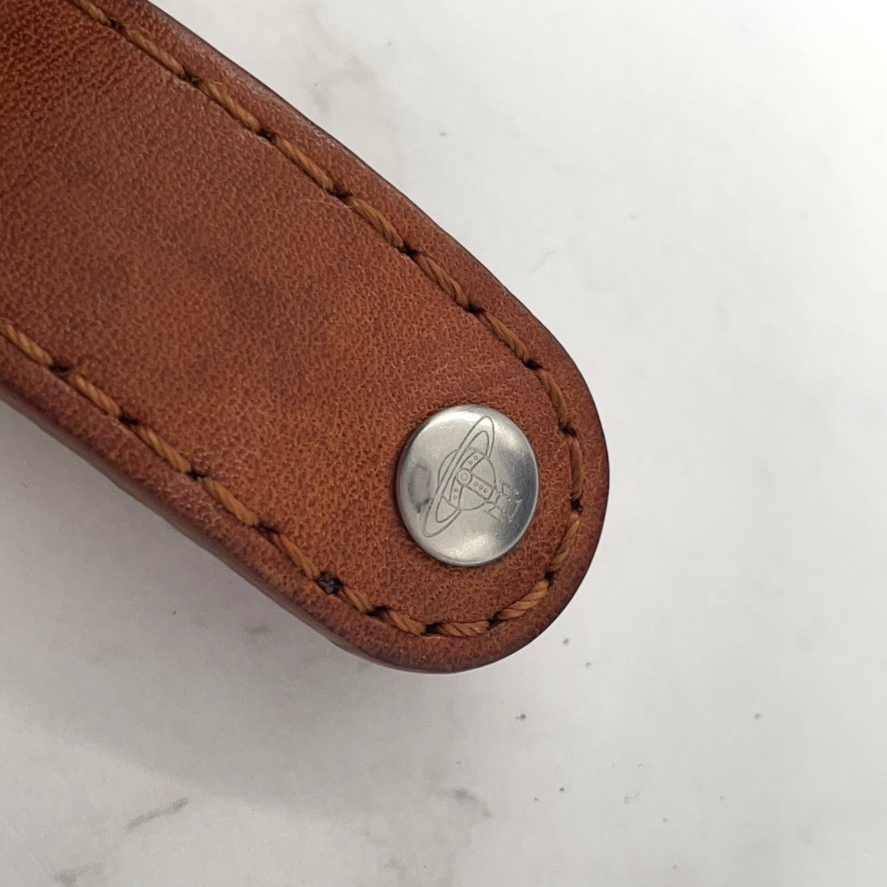 電池交換済/稼働ヴィヴィアンウエストウッド 腕時計 メンズ ゴールド文字盤 レザーベルト ブラウン オーブ アナログ クオーツ クラシック ヴィンテージ Vivienne Westwood VV012TN ヘリテージ G3