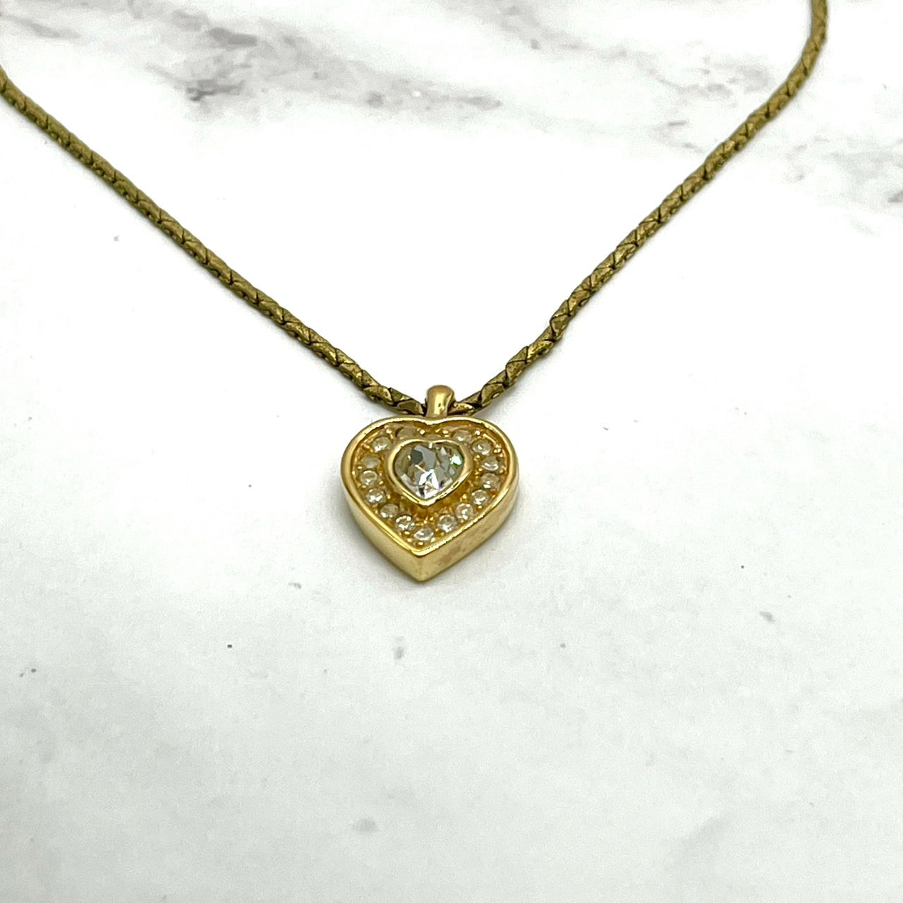 美品 Christian Dior クリスチャンディオール ヴィンテージ ネックレス ハートモチーフ ラインストーン CDロゴ ペンダント ゴールドカラー アクセサリー ジュエリー レディース I1