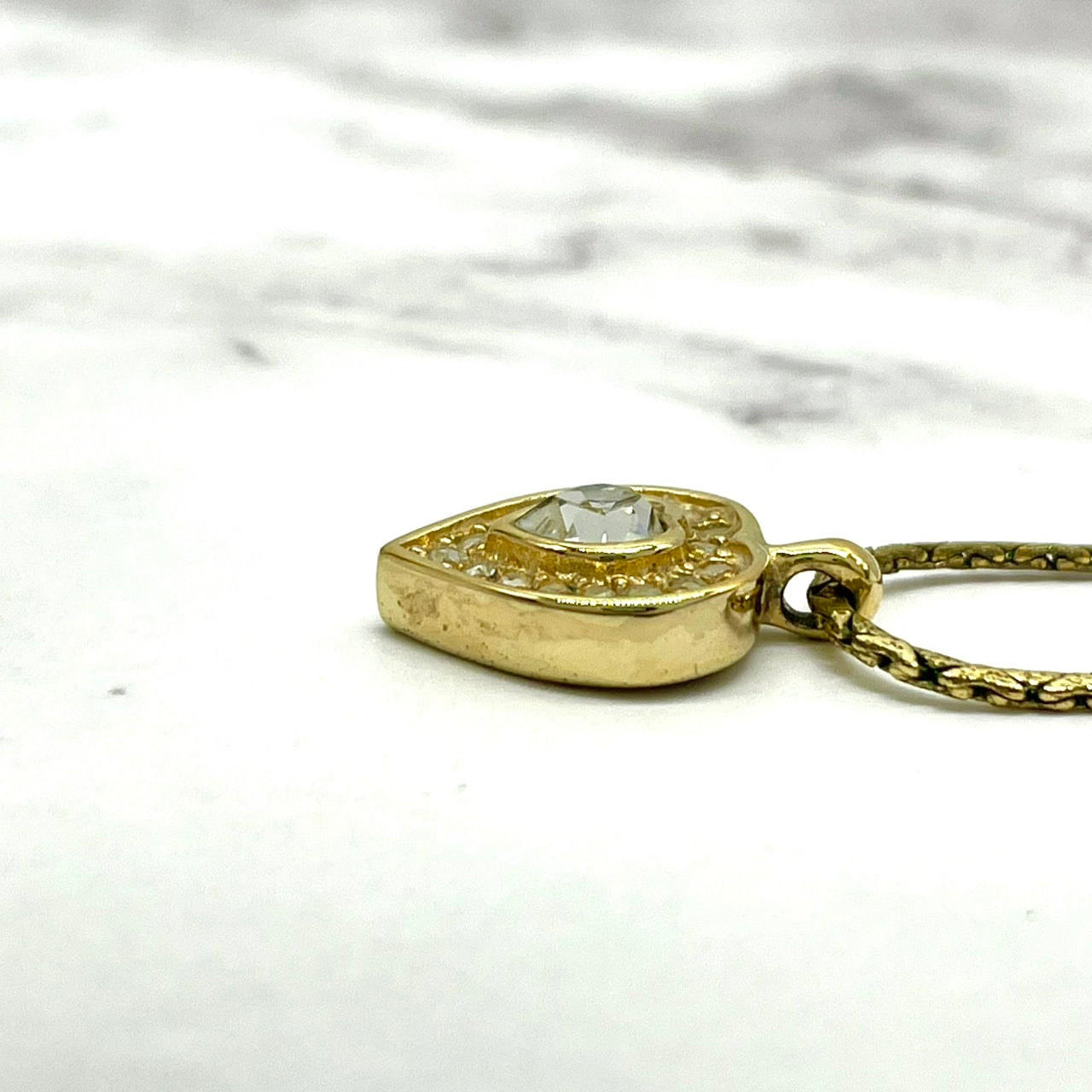 美品 Christian Dior クリスチャンディオール ヴィンテージ ネックレス ハートモチーフ ラインストーン CDロゴ ペンダント ゴールドカラー アクセサリー ジュエリー レディース I1