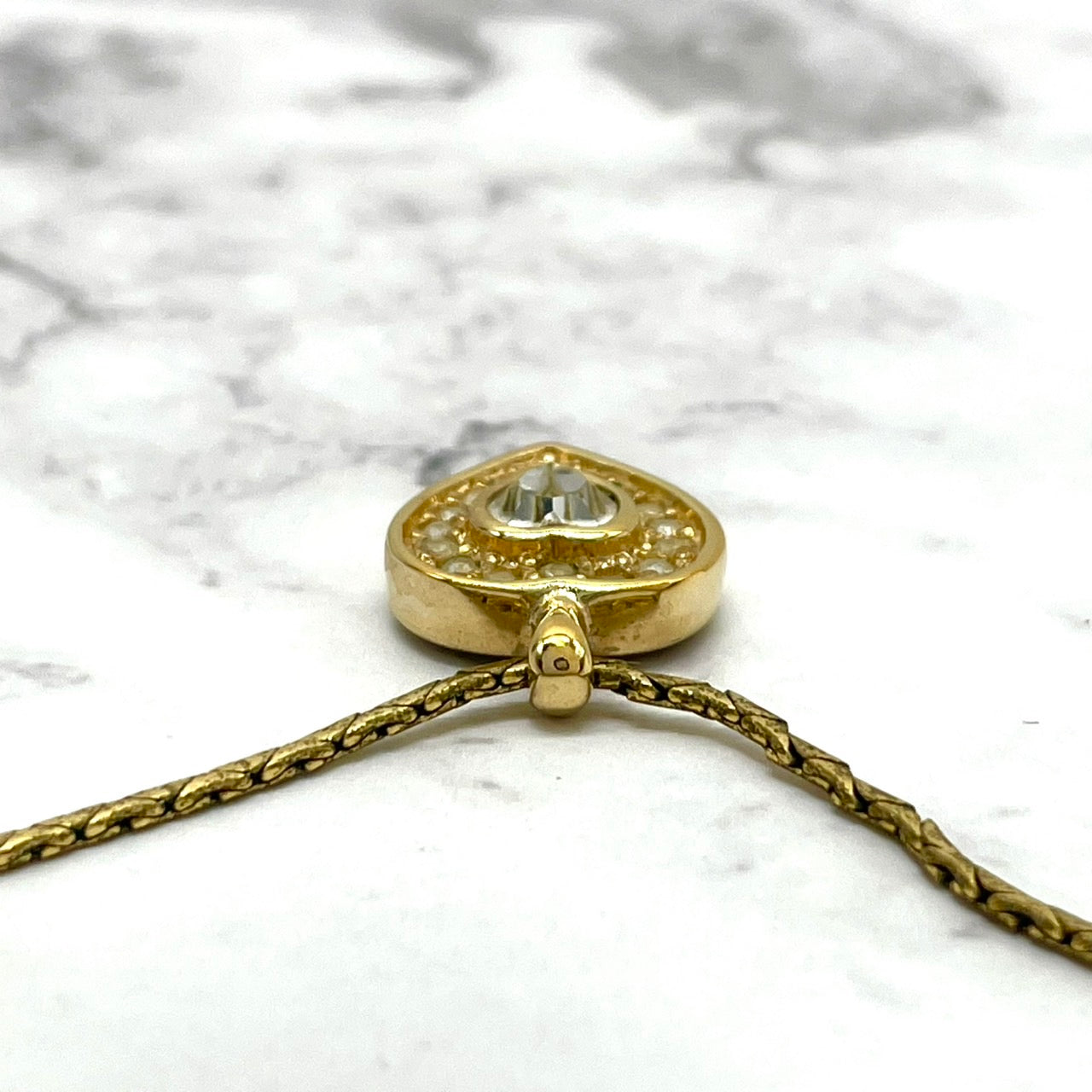 美品 Christian Dior クリスチャンディオール ヴィンテージ ネックレス ハートモチーフ ラインストーン CDロゴ ペンダント ゴールドカラー アクセサリー ジュエリー レディース I1