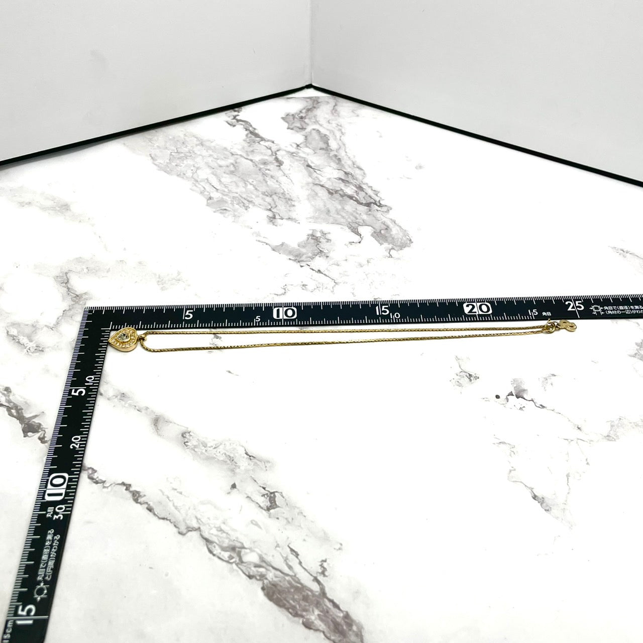 美品 Christian Dior クリスチャンディオール ヴィンテージ ネックレス ハートモチーフ ラインストーン CDロゴ ペンダント ゴールドカラー アクセサリー ジュエリー レディース I1