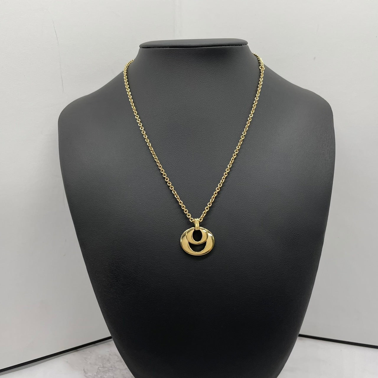 美品 Christian Dior クリスチャンディオール ヴィンテージ ネックレス ダブルサークル CDロゴ アジャスター ペンダント ゴールドカラー アクセサリー ジュエリー レディース I1