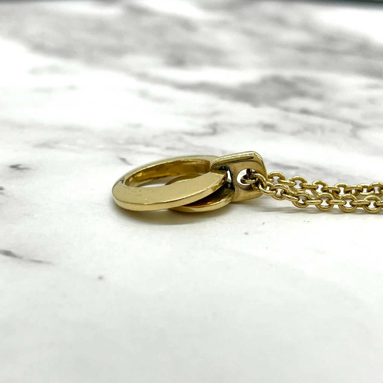 美品 Christian Dior クリスチャンディオール ヴィンテージ ネックレス ダブルサークル CDロゴ アジャスター ペンダント ゴールドカラー アクセサリー ジュエリー レディース I1