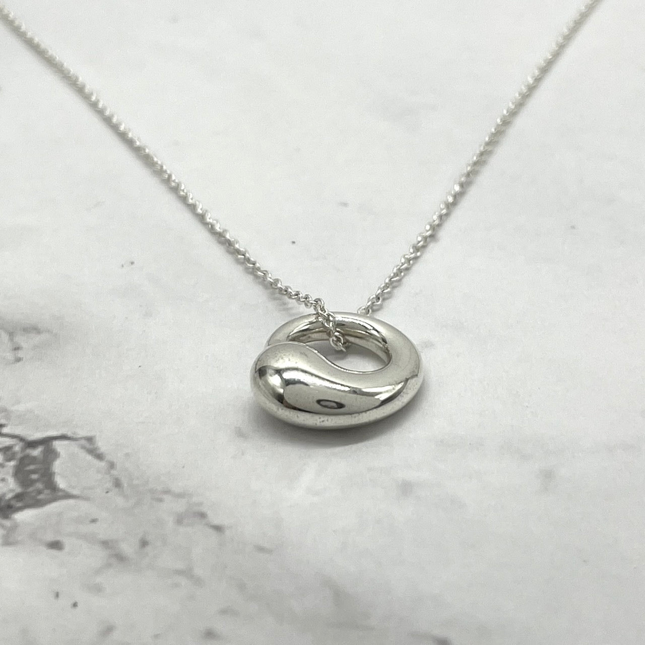 美品 TIFFANY & Co. ティファニー ネックレス エターナルサークル エルサ・ペレッティ SV925 シルバー ヴィンテージ ジュエリー アクセサリー ペンダント レディース I1