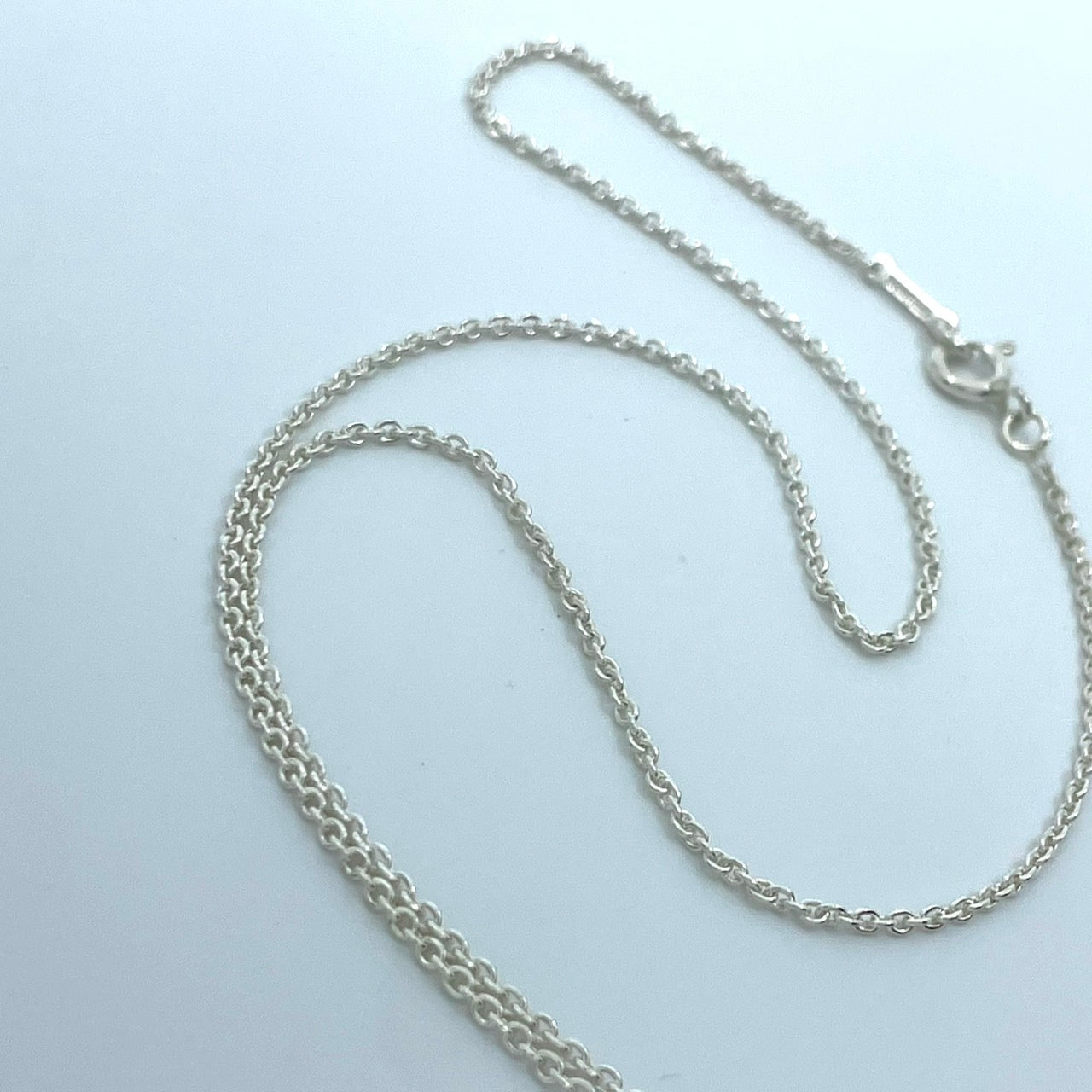 美品 TIFFANY & Co. ティファニー ネックレス アップル エルサ・ペレッティ シルバー SV925 りんごモチーフ ペンダント ヴィンテージ ジュエリー アクセサリー レディース I1