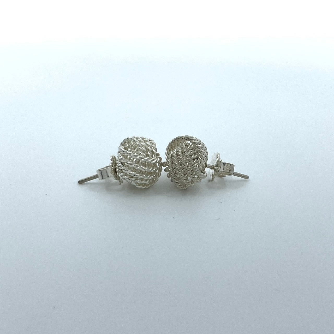 美品 TIFFANY & Co. ティファニー ピアス サマセット ツイスト ノット エルサ・ペレッティ メッシュボール シルバー SV925 ヴィンテージ ジュエリー レディース I1