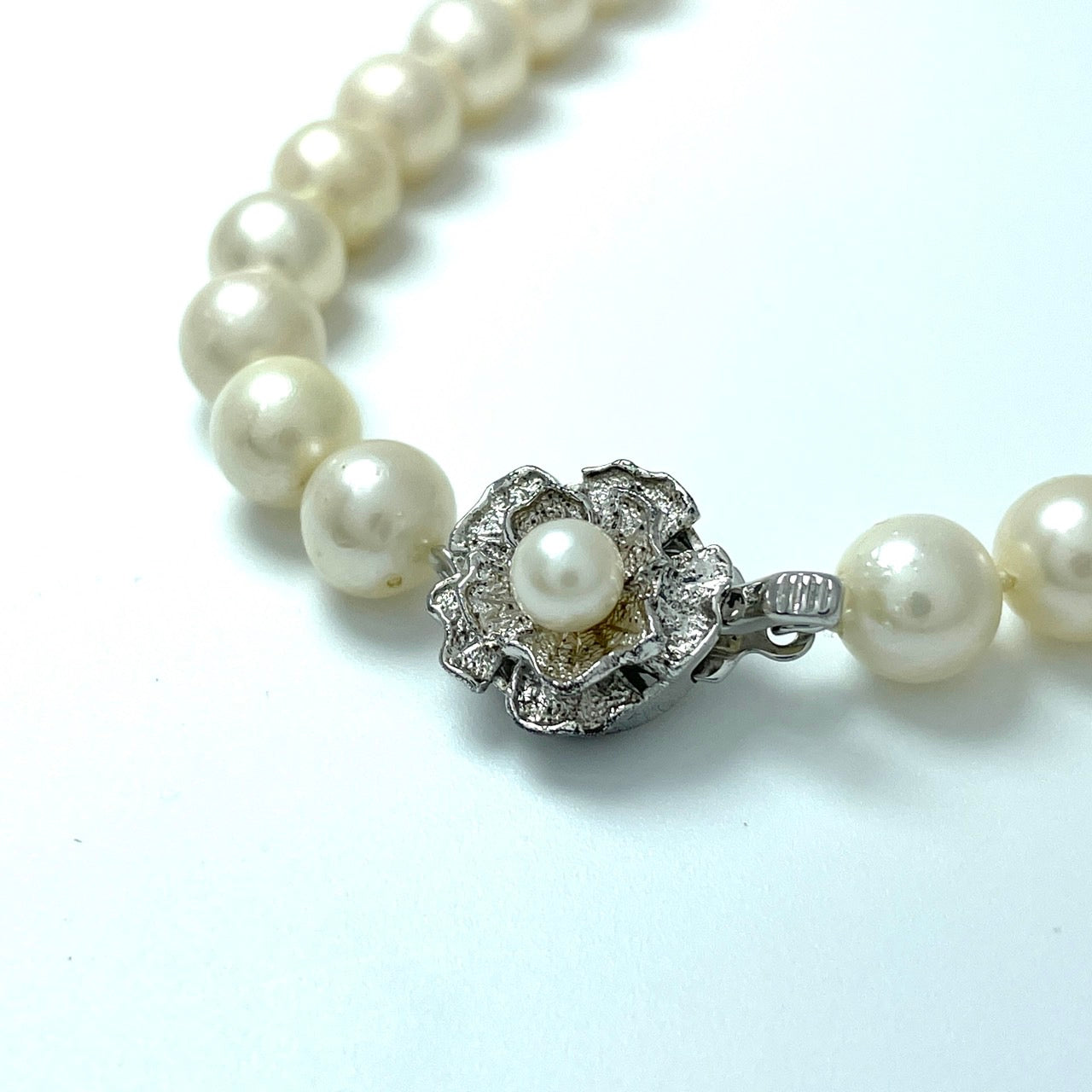 本真珠 アコヤ真珠 養殖真珠 ネックレス シルバー留め具刻印 7.9mm-8.3mm 全長約45cm ホワイト 白 パール 冠婚葬祭 フォーマル i5