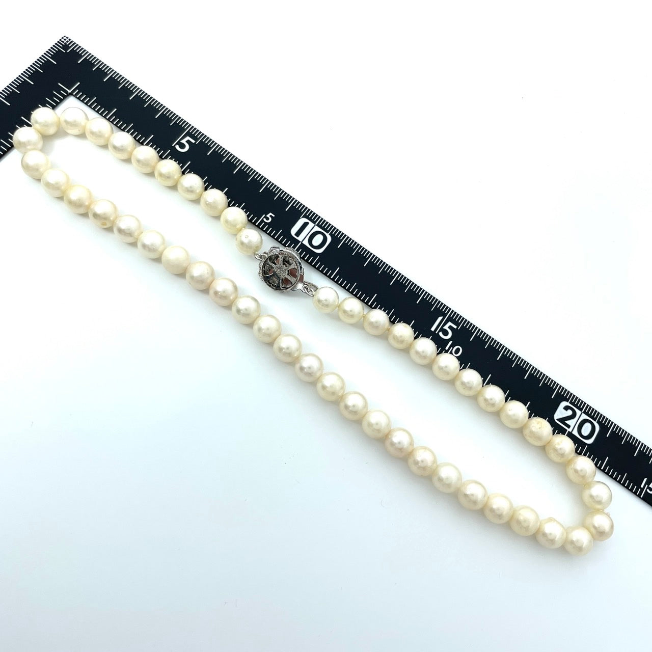 本真珠 アコヤ真珠 養殖真珠 ネックレス シルバー留め具刻印 7.9mm-8.3mm 全長約45cm ホワイト 白 パール 冠婚葬祭 フォーマル i5