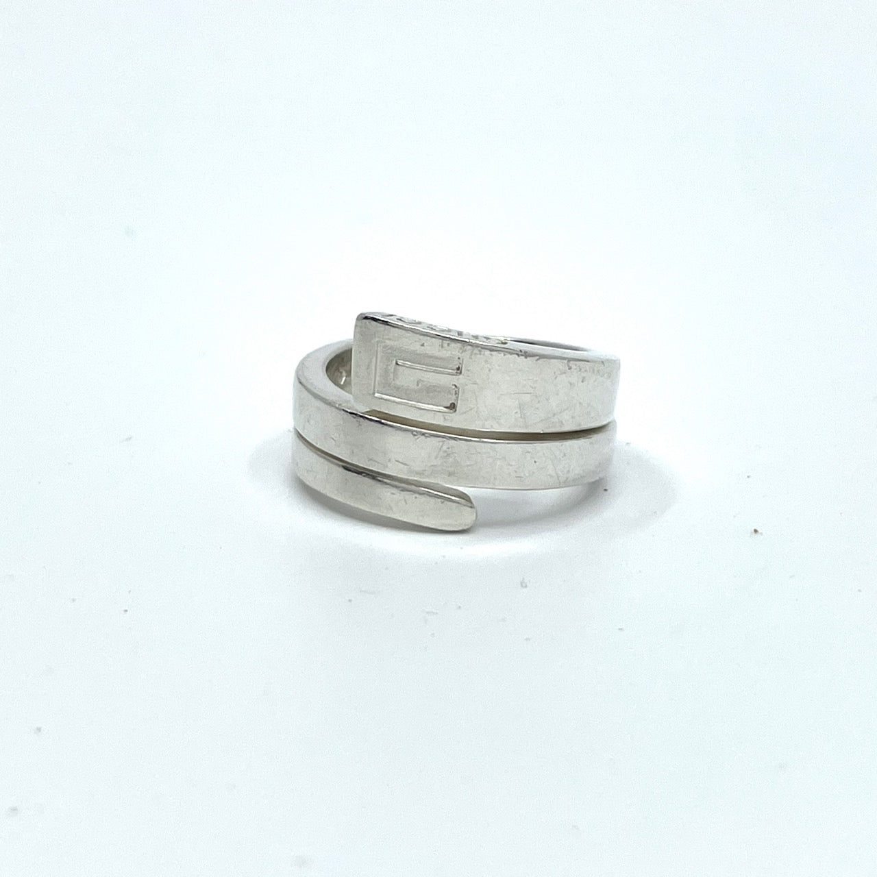 美品 GUCCI グッチ スパイラル スネーク Gロゴ リング 指輪 シルバー SV925 15号 メンズ レディース ヴィンテージ ジュエリー アクセサリー I1