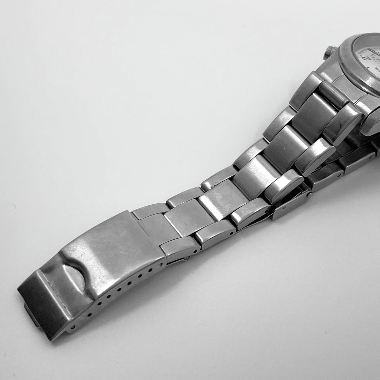 Authentic THE CLOCK HOUSE 1964 Chronograph Watch CH006M White Dial Quartz Mens