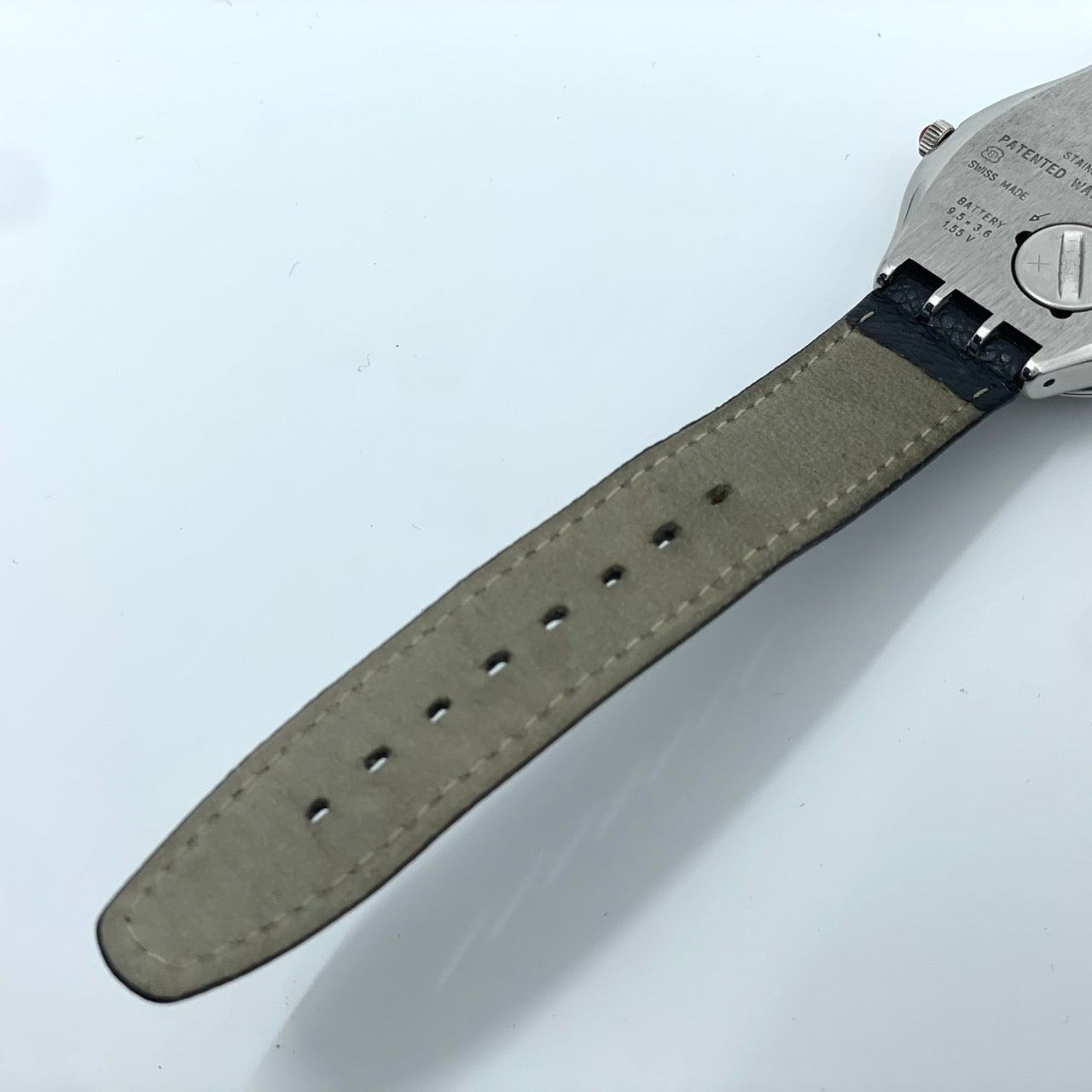 Authentic Swatch Irony YDS401 Vintage 1994 Date Black Dial Men's Watch Swiss