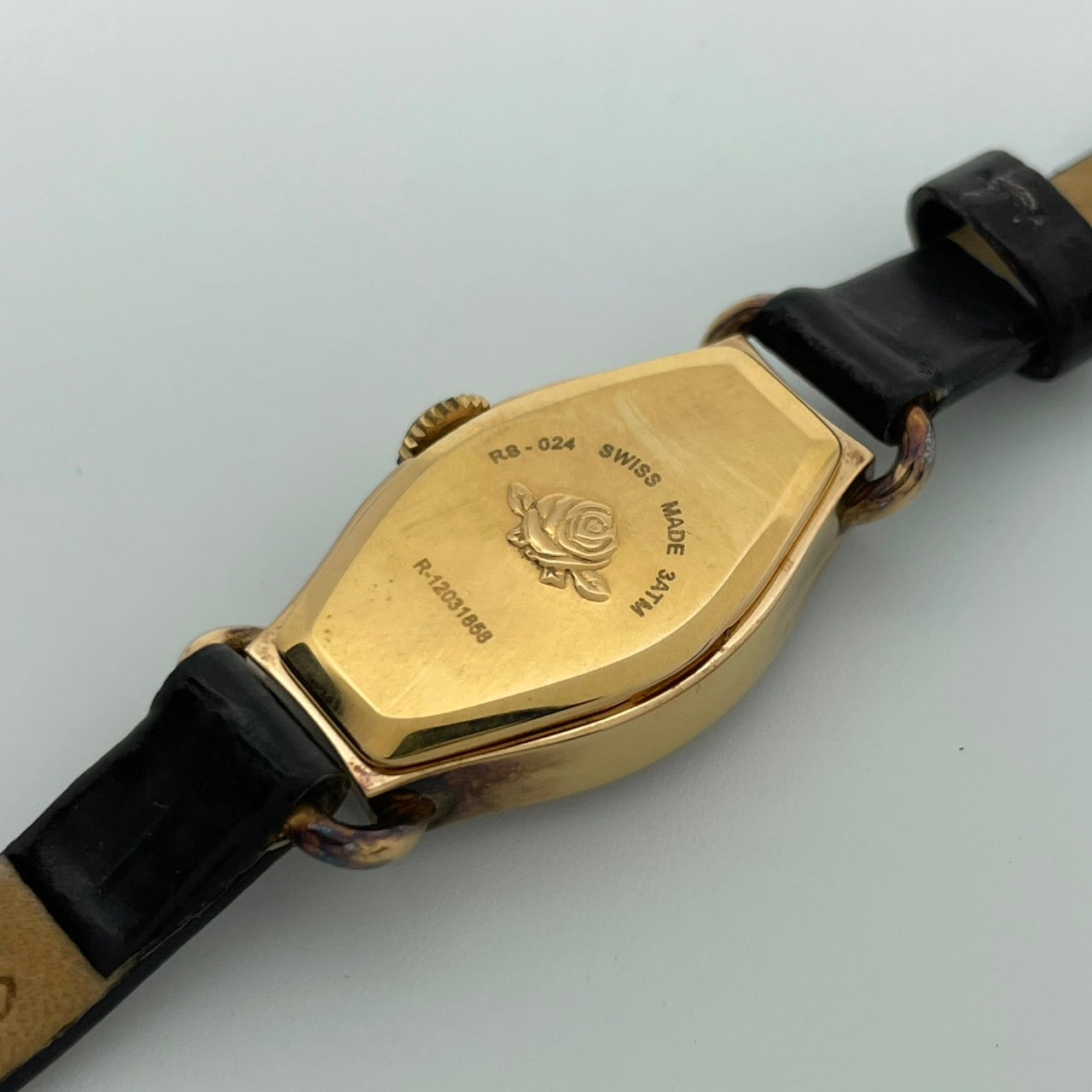 Authentic Rosemont RS-024 Ladies Watch Quartz Classic Tonneau Gold Swiss Made Rose