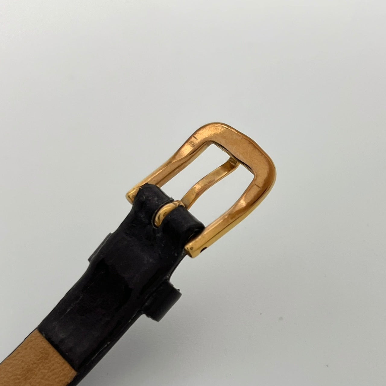 Authentic Rosemont RS-024 Ladies Watch Quartz Classic Tonneau Gold Swiss Made Rose