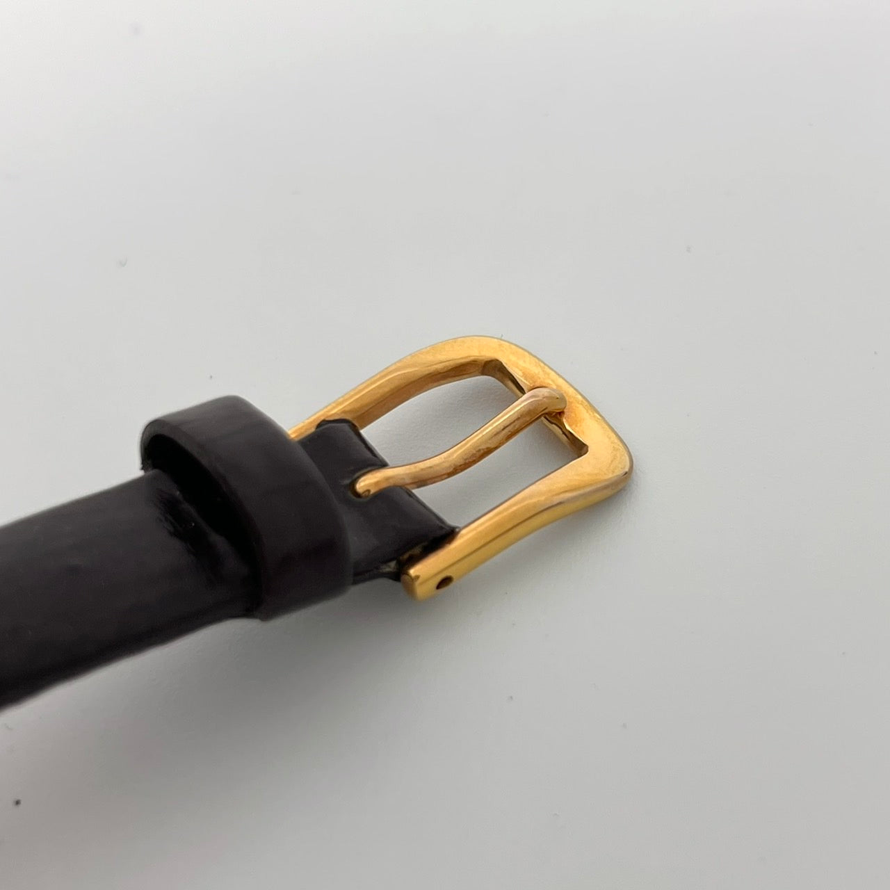 Authentic Rosemont RS-024 Ladies Watch Quartz Classic Tonneau Gold Swiss Made Rose