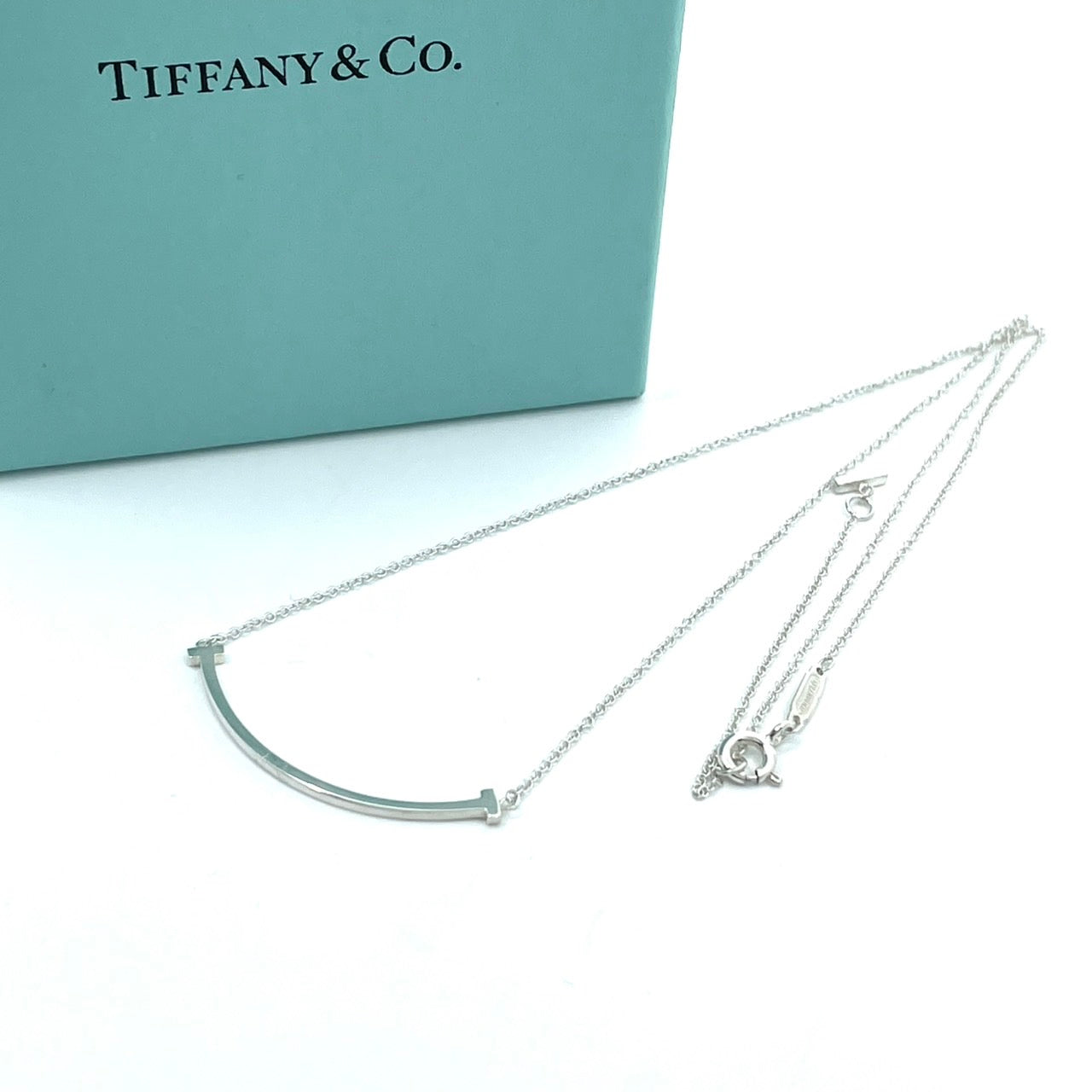 美品 TIFFANY&Co. ティファニー Tスマイル ネックレス シルバー SV925 ペンダント アクセサリー 箱付き レディース I2