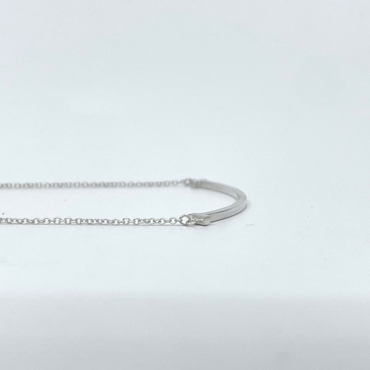 美品 TIFFANY&Co. ティファニー Tスマイル ネックレス シルバー SV925 ペンダント アクセサリー 箱付き レディース I2