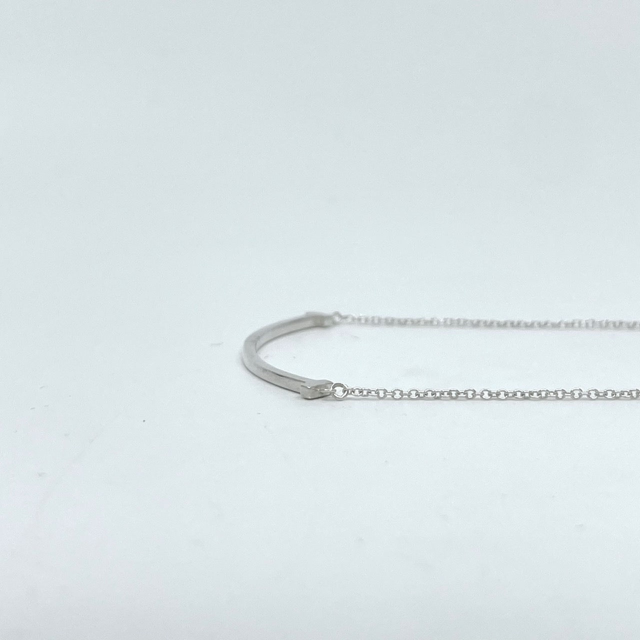 美品 TIFFANY&Co. ティファニー Tスマイル ネックレス シルバー SV925 ペンダント アクセサリー 箱付き レディース I2