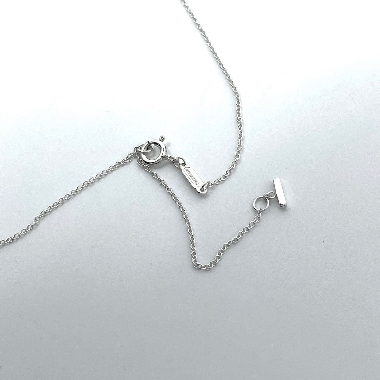 美品 TIFFANY&Co. ティファニー Tスマイル ネックレス シルバー SV925 ペンダント アクセサリー 箱付き レディース I2