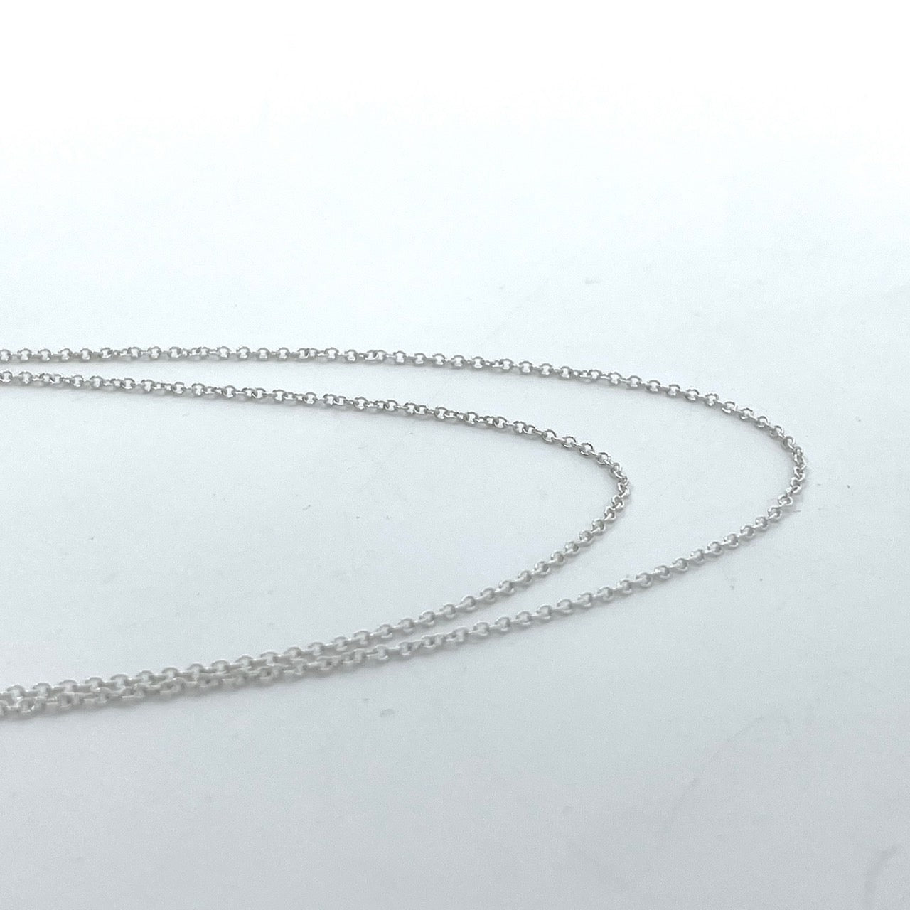 美品 TIFFANY&Co. ティファニー Tスマイル ネックレス シルバー SV925 ペンダント アクセサリー 箱付き レディース I2