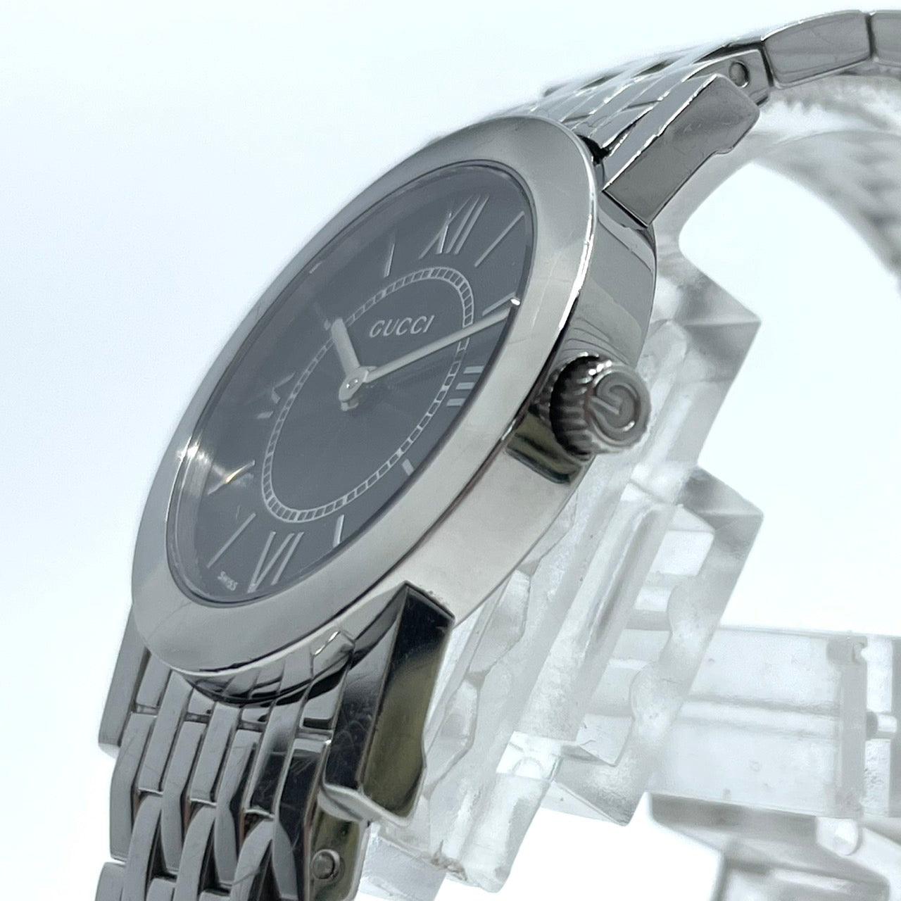 【電池交換済】GUCCI グッチ 5200L.1 レディース腕時計 クオーツ ブラック文字盤 ラウンド ローマンインデックス アナログ ドレスウォッチ エレガント クラシックデザイン ステンレススティール クリーニング済み G