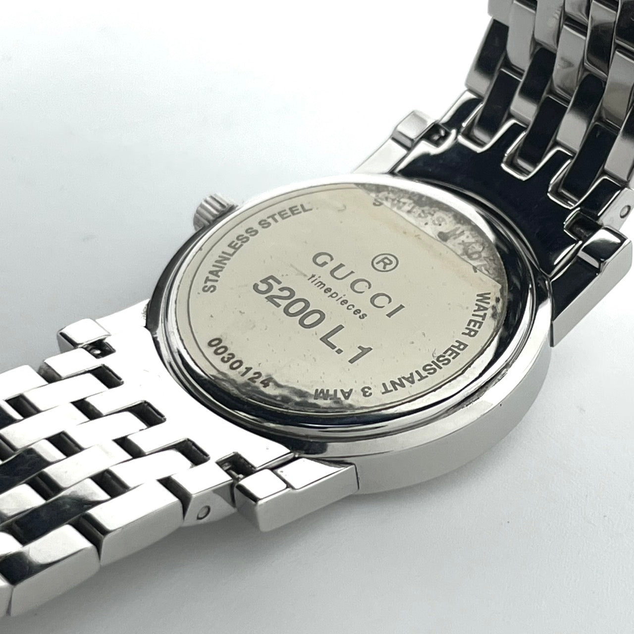 【電池交換済】GUCCI グッチ 5200L.1 レディース腕時計 クオーツ ブラック文字盤 ラウンド ローマンインデックス アナログ ドレスウォッチ エレガント クラシックデザイン ステンレススティール クリーニング済み G