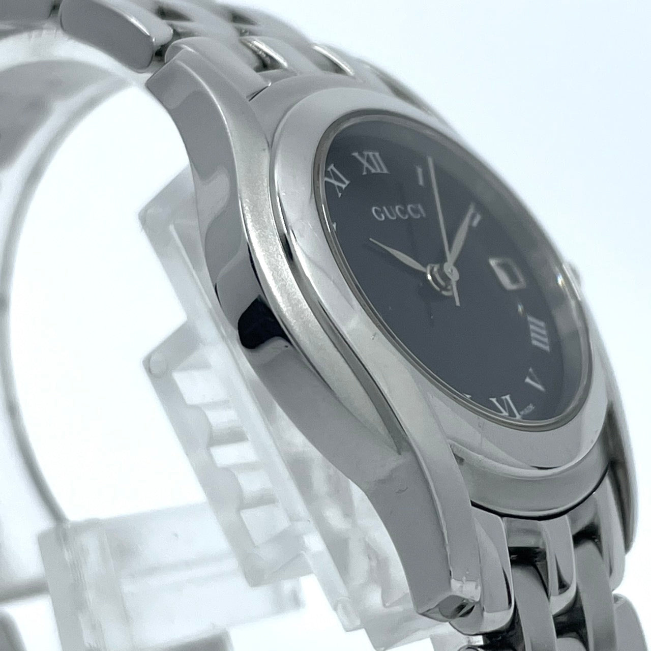 【電池交換済】GUCCI グッチ 5500L レディース腕時計 ブラック文字盤 デイト クオーツ ラウンド ローマンインデックス アナログ ドレスウォッチ エレガント クラシックデザイン ステンレス クリーニング済み G