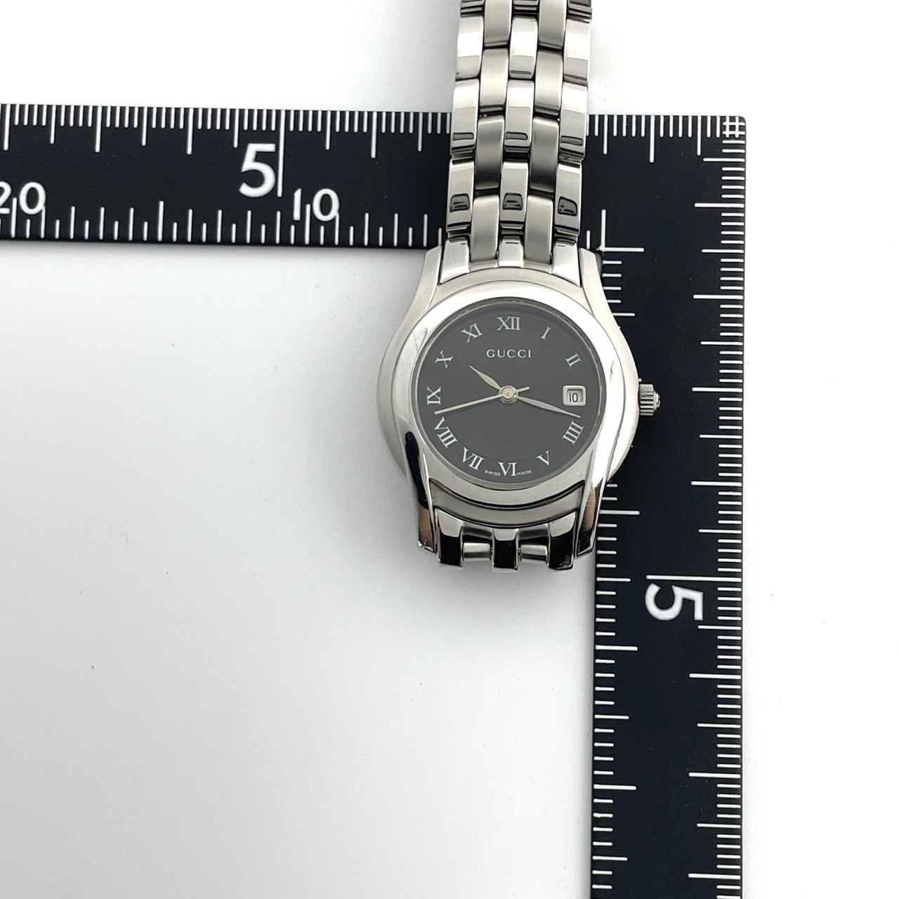 【電池交換済】GUCCI グッチ 5500L レディース腕時計 ブラック文字盤 デイト クオーツ ラウンド ローマンインデックス アナログ ドレスウォッチ エレガント クラシックデザイン ステンレス クリーニング済み G