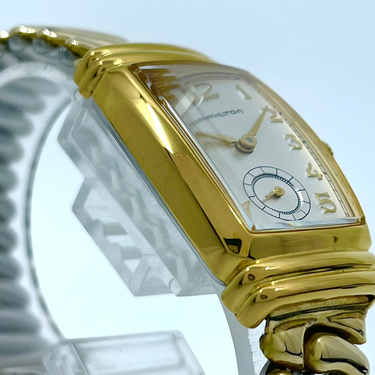 【電池交換済／美品】HAMILTON ハミルトン 6248 レディース腕時計 クオーツ アナログ トノー型 スモールセコンド ホワイト文字盤 ゴールドカラー アラビア数字 クラシック ビンテージ エレガント ドレスウォッチ クリーニング済み G6
