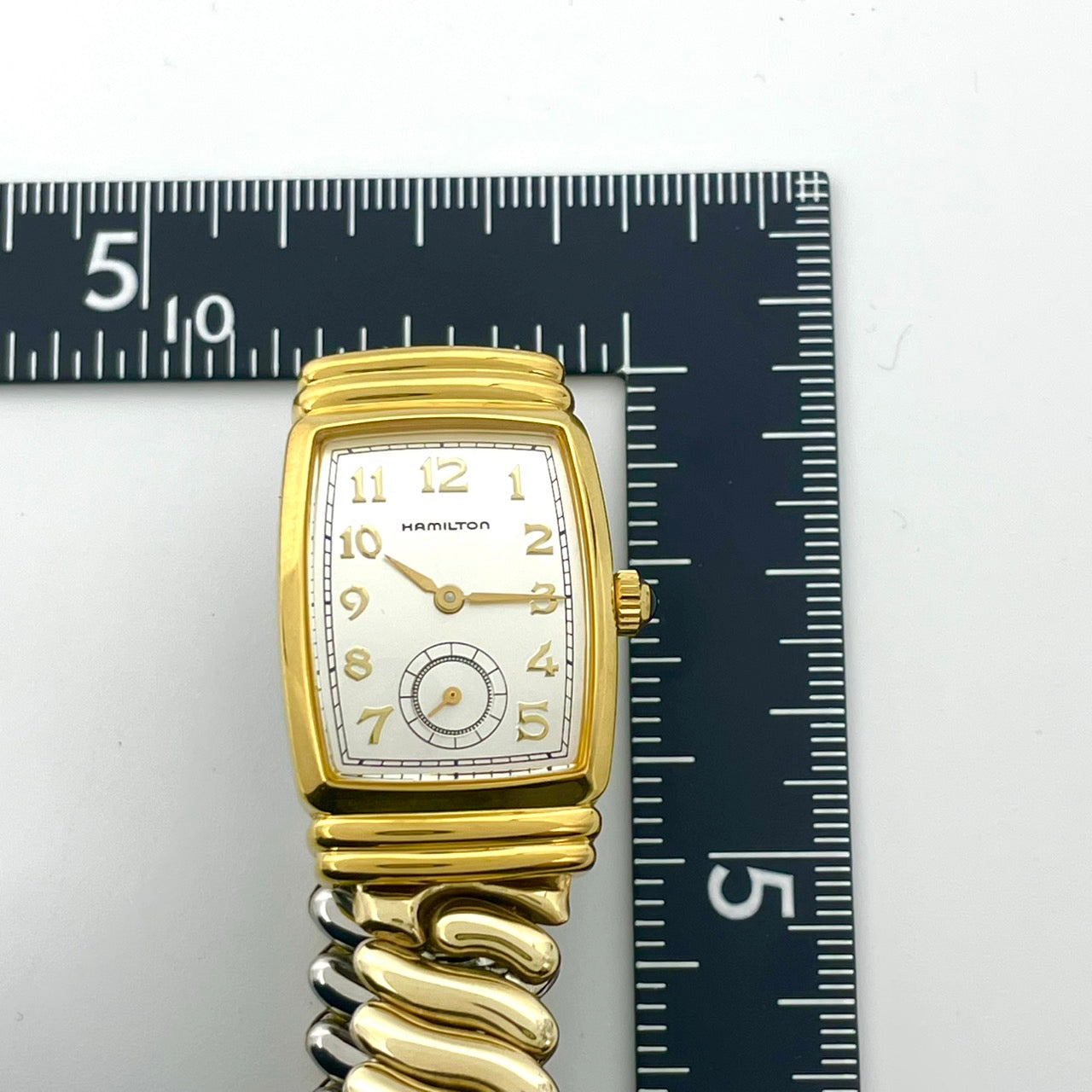 【電池交換済／美品】HAMILTON ハミルトン 6248 レディース腕時計 クオーツ アナログ トノー型 スモールセコンド ホワイト文字盤 ゴールドカラー アラビア数字 クラシック ビンテージ エレガント ドレスウォッチ クリーニング済み G6