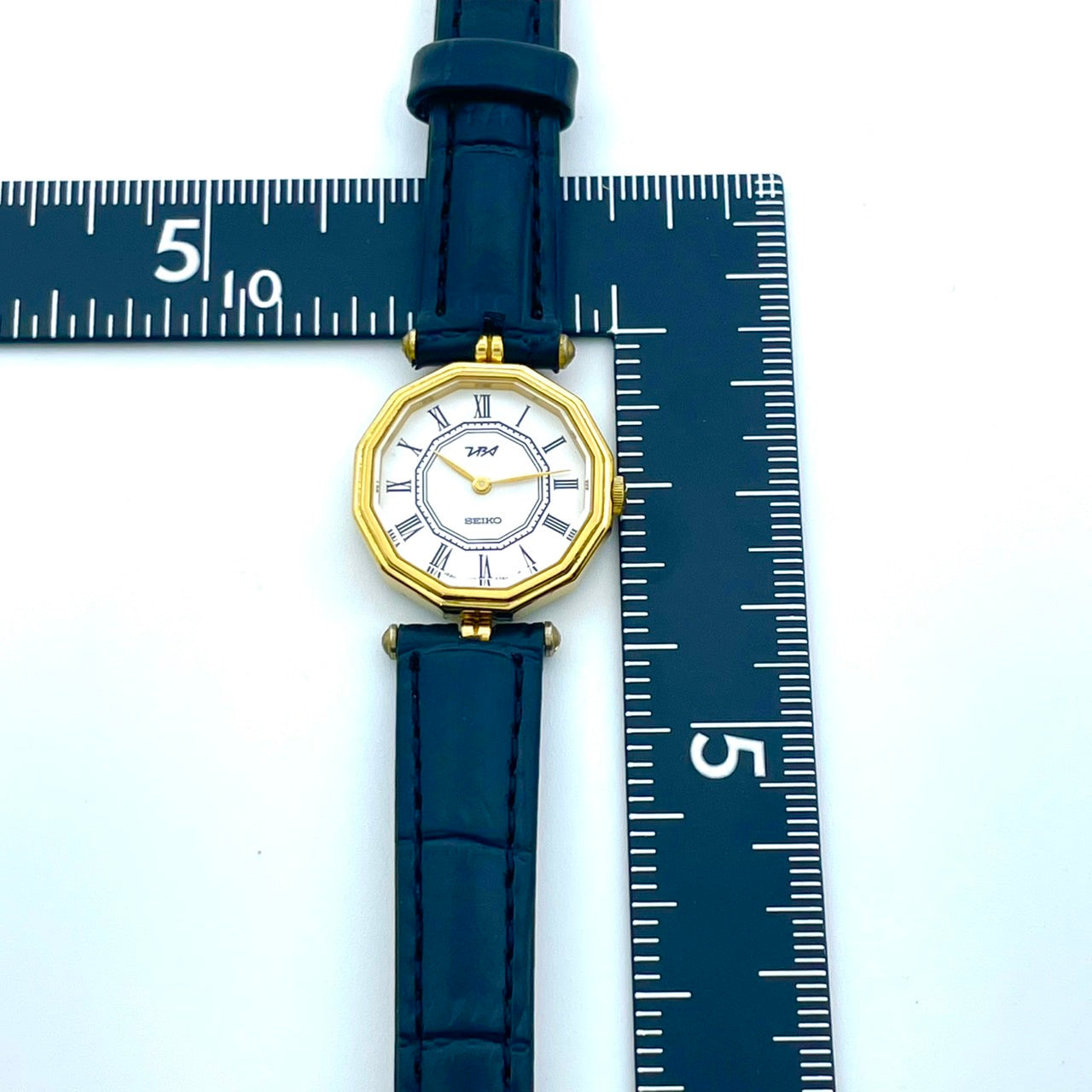 【新品ベルト／電池交換済】SEIKO セイコー TBA レディース腕時計 2C20-6560 オクタゴン ゴールド クオーツ ホワイト文字盤 ローマンインデックス アナログ ビンテージ クラシック ドレスウォッチ エレガント クリーニング済み G6