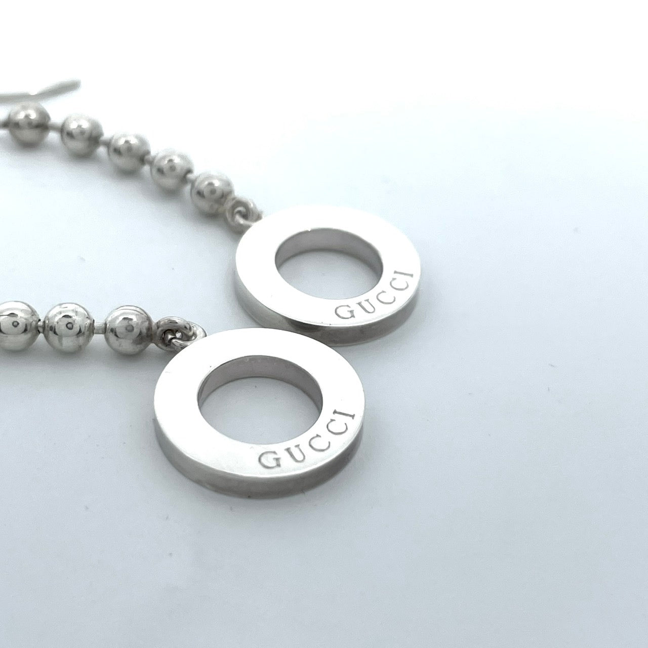 極美品 GUCCI グッチ ピアス ロゴ サークル ボールチェーン シルバー SV925 フック アクセサリー ジュエリー 箱付き レディース I3