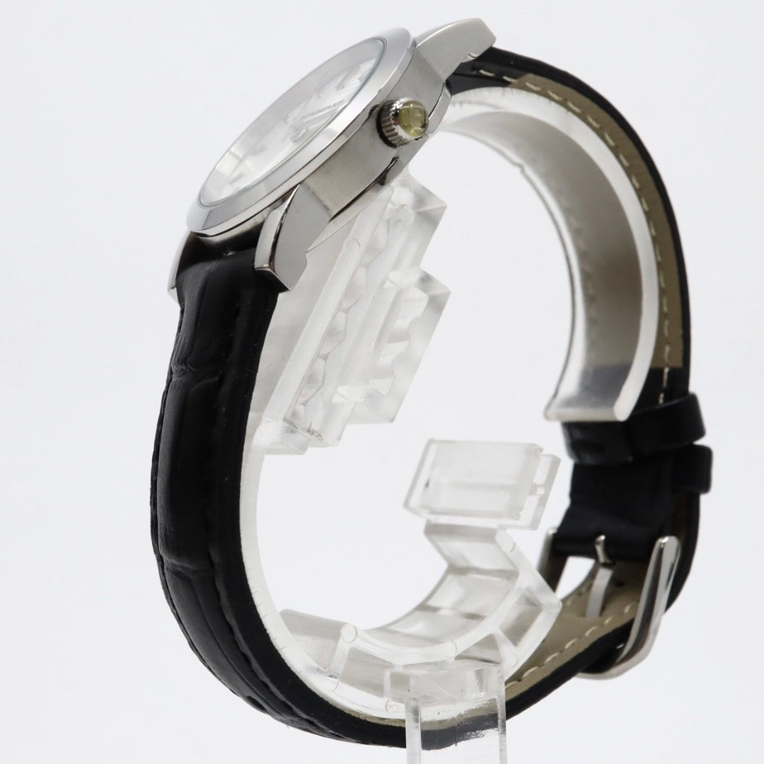 【電池交換済】BURBERRY バーバリー 腕時計 BU1351 レディース クオーツ アナログ ラウンド シルバー文字盤 チェック柄 デイト表示 スイス製 ブラックレザーベルト クラシック エレガント ビジネス ドレスウォッチ クリーニング済 G