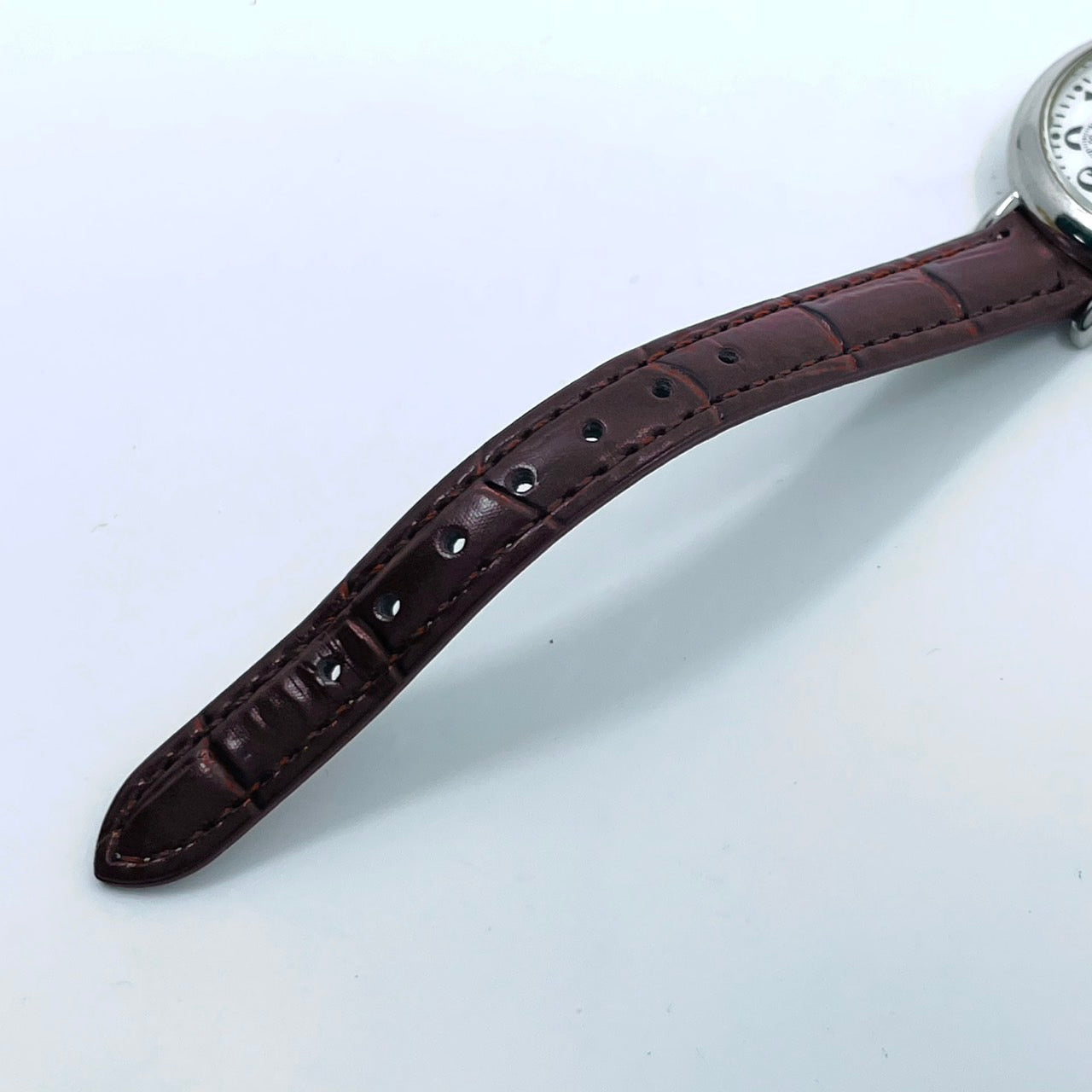 【電池交換済／新品ベルト(社外品)】キャサリンハムネット 腕時計 KH-7096 ユニセックス クオーツ アナログ スモールセコンド 白文字盤 ブラウンレザー クラシック ビンテージデザイン ラウンド ファッションウォッチ クリーニング済み G