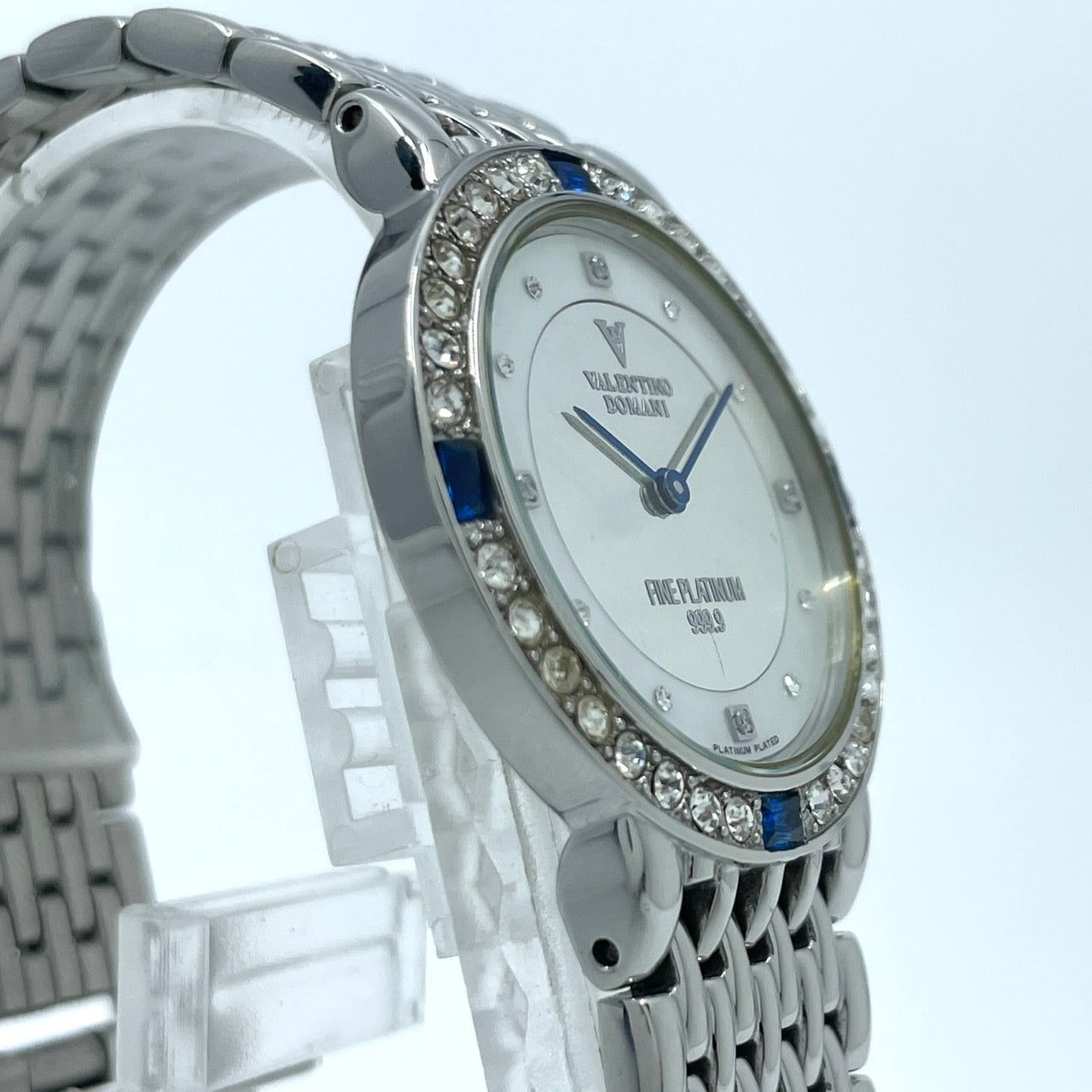 【電池交換済】ヴァレンティノ ドマーニ 腕時計 VD-2038 レディース クオーツ FINE PLATINUM 999.9 プラチナメッキ ラインストーンベゼル サファイア シェル文字盤 ドレスウォッチ エレガント ラグジュアリー クリーニング済み G