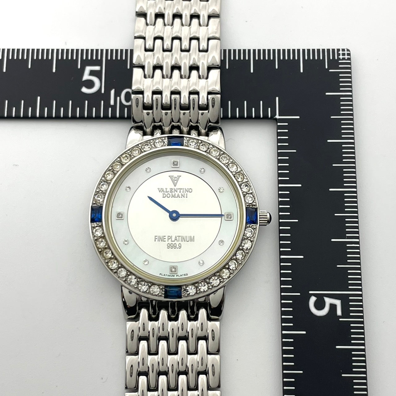 【電池交換済】ヴァレンティノ ドマーニ 腕時計 VD-2038 レディース クオーツ FINE PLATINUM 999.9 プラチナメッキ ラインストーンベゼル サファイア シェル文字盤 ドレスウォッチ エレガント ラグジュアリー クリーニング済み G