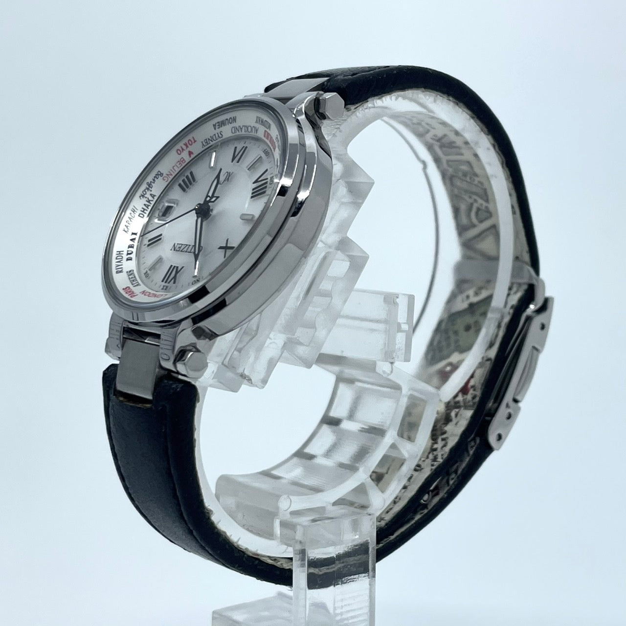 【稼働品】シチズン xC クロスシー 腕時計 GN-4W-S レディース エコドライブ 電波時計 ワールドタイム デイト シルバー 白文字盤 黒レザーベルト ローマ数字 アナログ エレガント ビジネス オフィス クリーニング済み G5