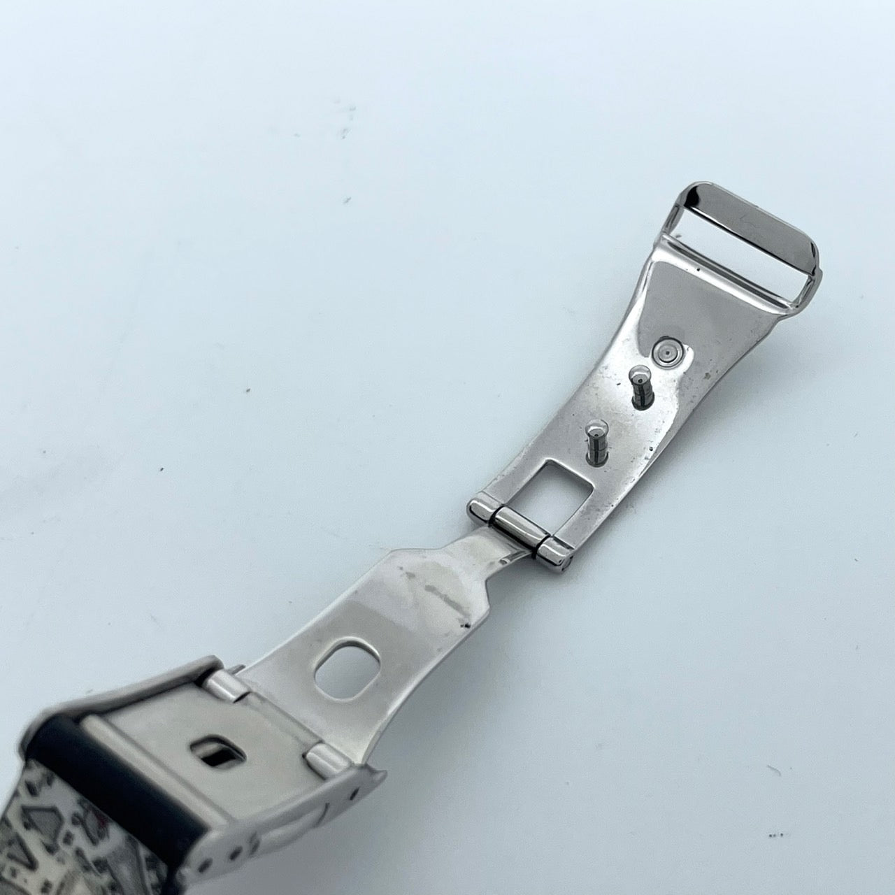 【稼働品】シチズン xC クロスシー 腕時計 GN-4W-S レディース エコドライブ 電波時計 ワールドタイム デイト シルバー 白文字盤 黒レザーベルト ローマ数字 アナログ エレガント ビジネス オフィス クリーニング済み G5