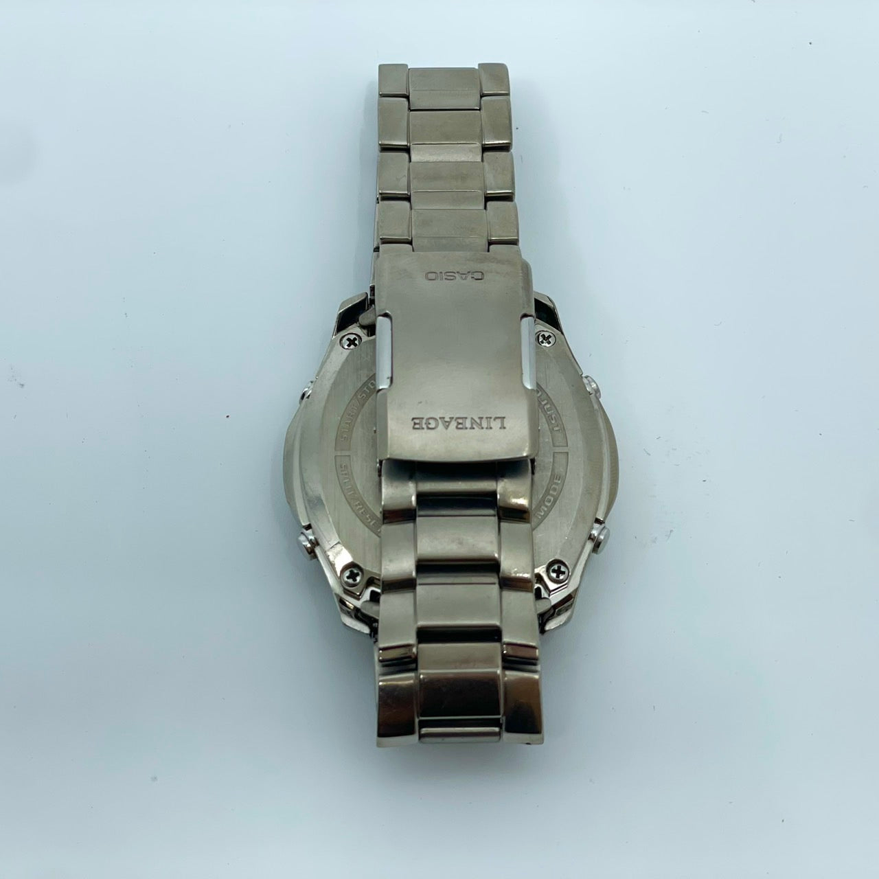 CASIO カシオ リニエージ 腕時計 LIW-M610TDS メンズ 電波ソーラー チタン MULTI BAND 6 タフソーラー クロノグラフ ワールドタイム 黒文字盤 ゴールドアクセント 高機能 サファイアガラス クリーニング済み G5