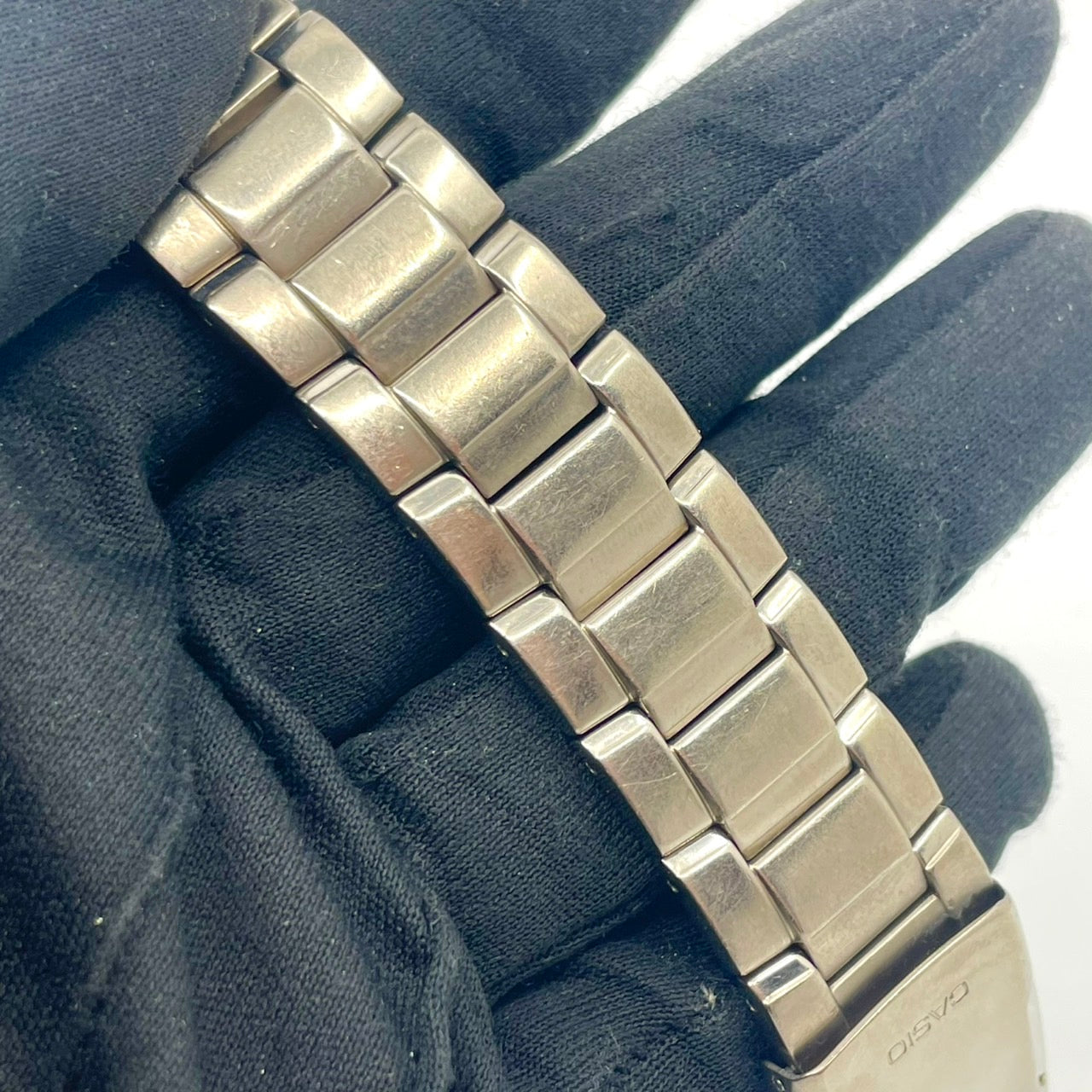 CASIO カシオ リニエージ 腕時計 LIW-M610TDS メンズ 電波ソーラー チタン MULTI BAND 6 タフソーラー クロノグラフ ワールドタイム 黒文字盤 ゴールドアクセント 高機能 サファイアガラス クリーニング済み G5