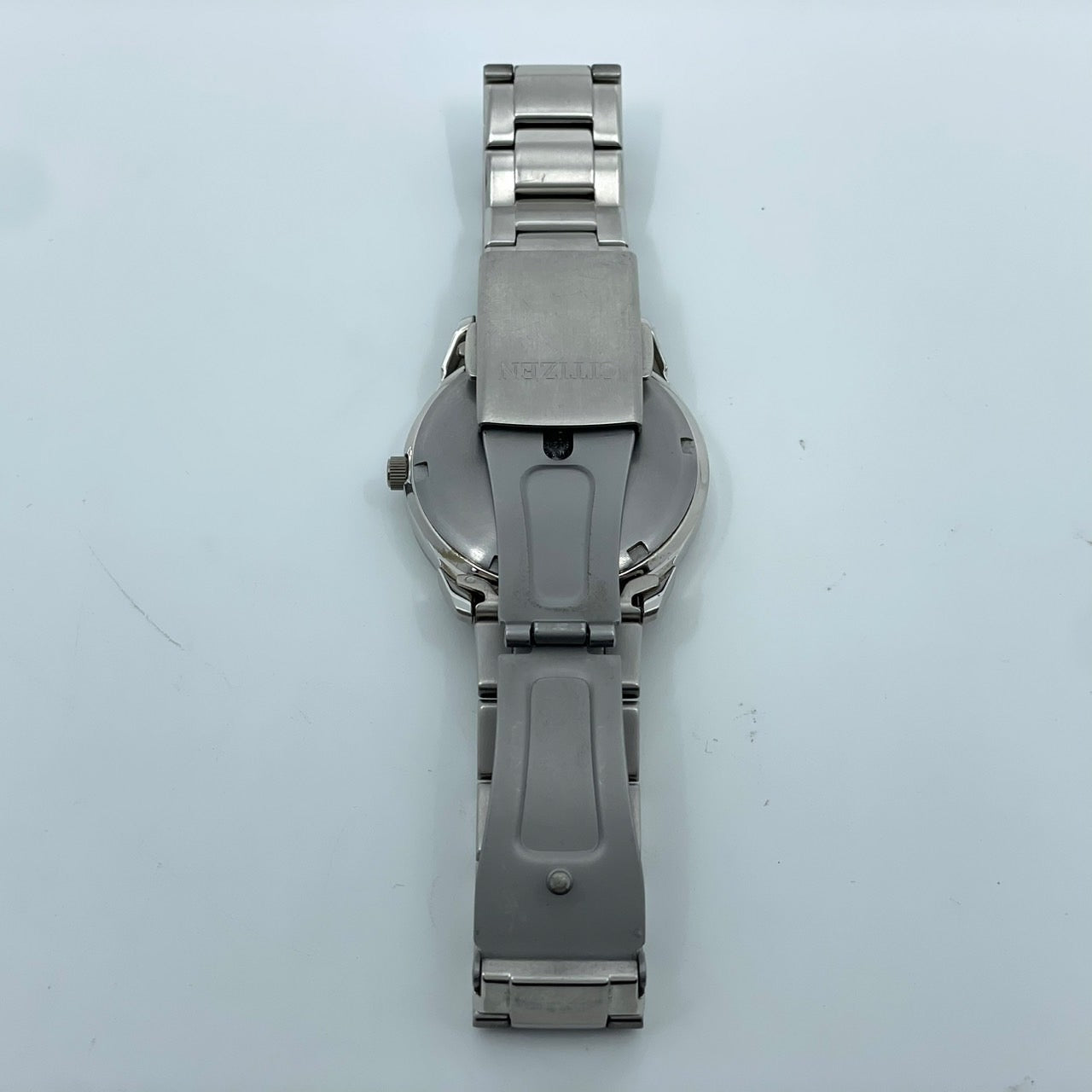 【稼働品／未使用級】シチズン 腕時計 GN-4W-S エコドライブ チタン メンズ アナログ デイデイト カレンダー 白文字盤 シルバー シンプル ビジネス カジュアル 軽量 高視認性 W.R. 10 BAR クリーニング済み G5