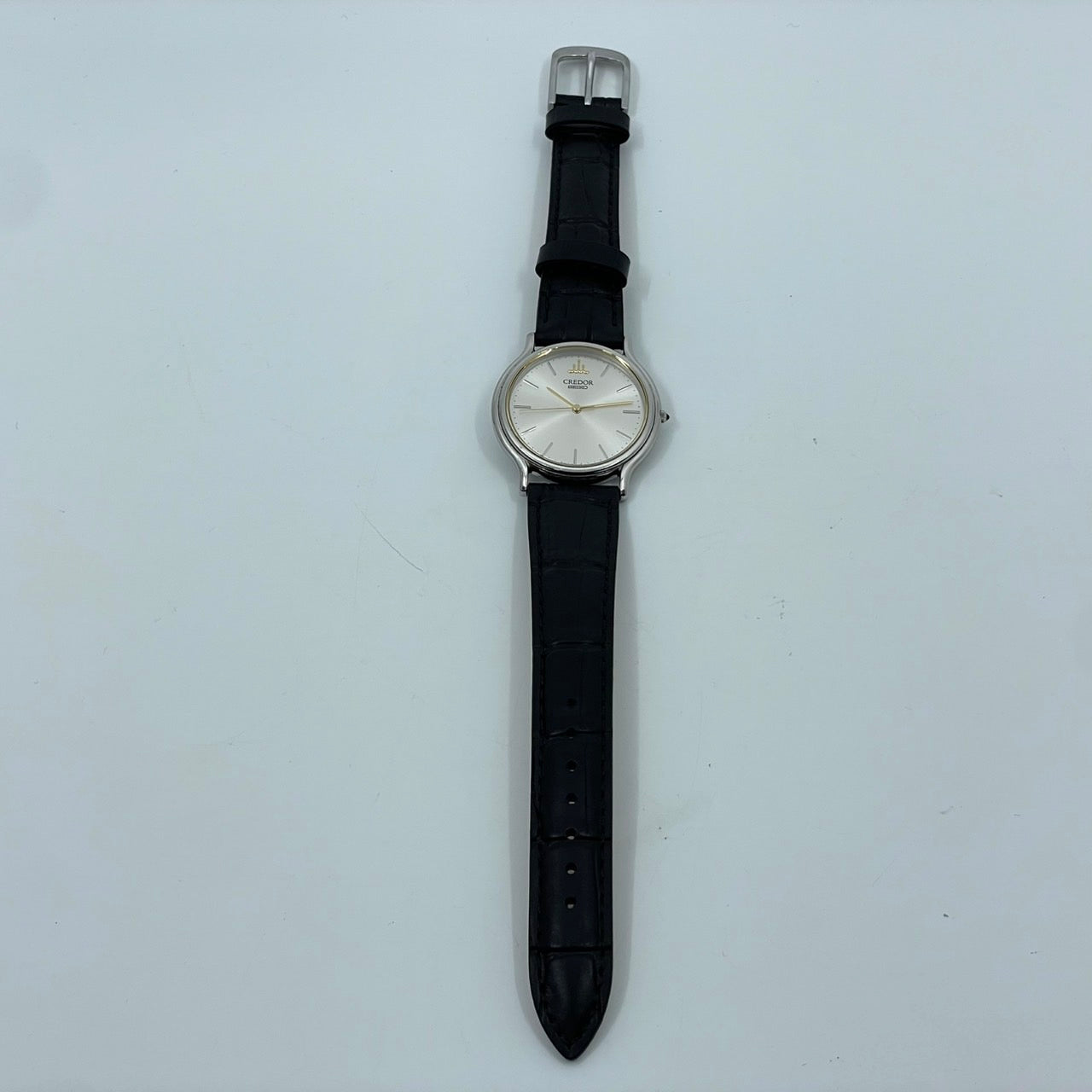 【極美品/電池交換済／新品ベルト交換(社外品)】 SEIKO セイコー CREDOR クレドール 腕時計 8J81-6A30 ユニセックス クオーツ シルバー文字盤 ゴールド針 ブラックレザー 薄型 ドレスウォッチ エレガント クラシック 高級時計 クリーニング済 G5