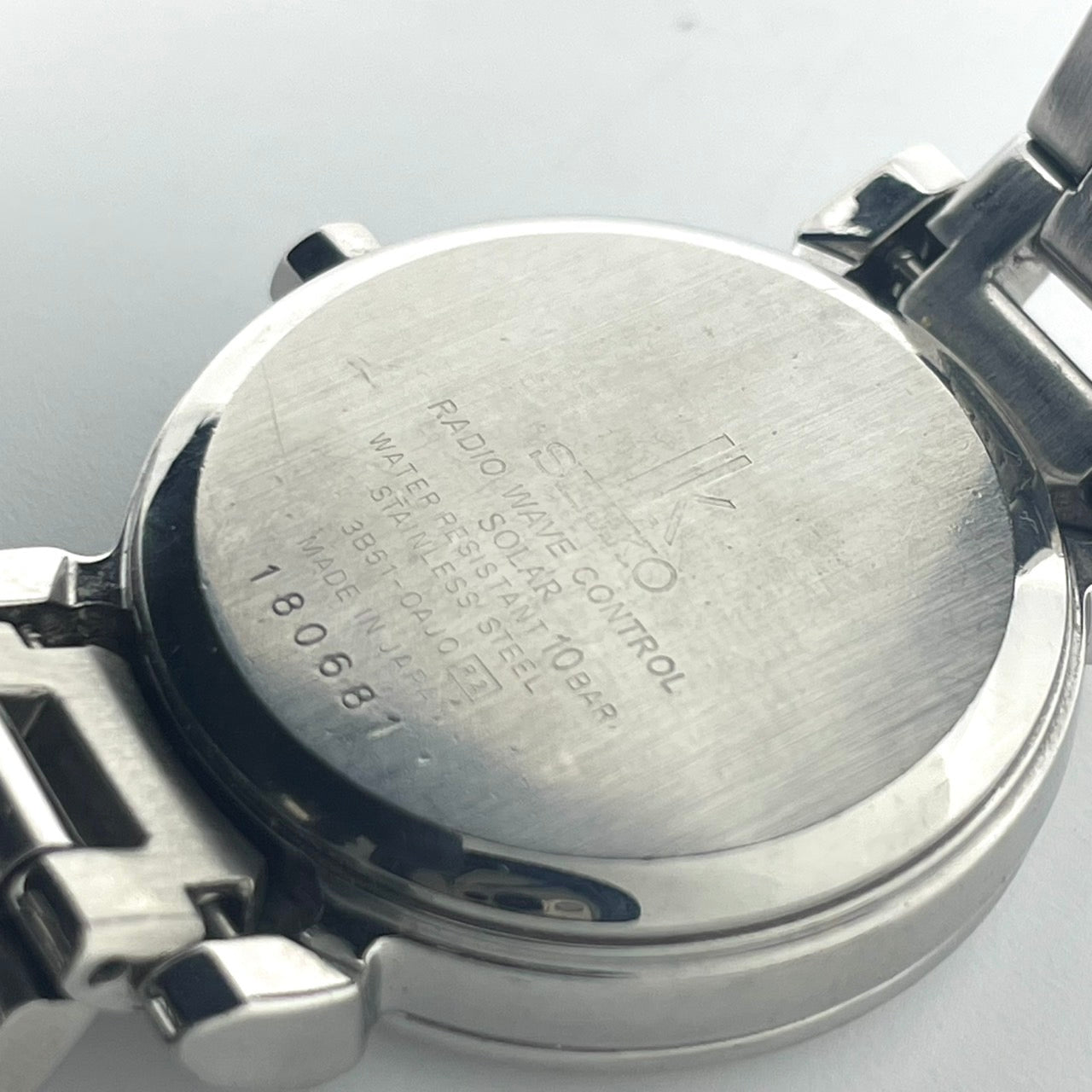 【稼働品】セイコー ルキア 人気モデル 腕時計 3B51-0AJ0 電波ソーラー レディース アナログ シルバー 白文字盤 ローマ数字 ブルー針 クール エレガント ビジネス オフィス 高機能 洗練デザイン スタイリッシュ クリーニング済 G5