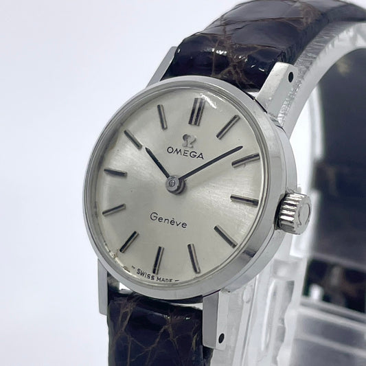 【稼働品】OMEGA オメガ ジュネーブ 腕時計 レディース 手巻き ビンテージ アンティーク シルバー文字盤 ブラウンレザー アナログ ラウンド クラシック エレガント ドレスウォッチ 高級 SWISS MADE 希少モデル 箱付き クリーニング済み G