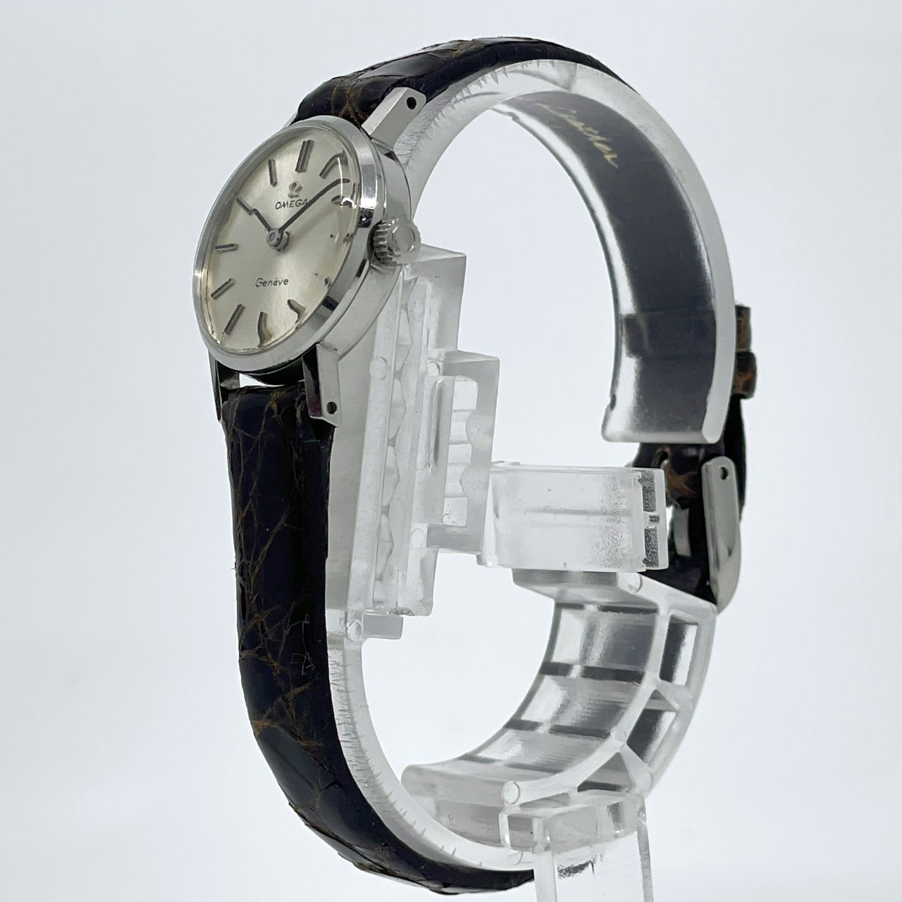 【稼働品】OMEGA オメガ ジュネーブ 腕時計 レディース 手巻き ビンテージ アンティーク シルバー文字盤 ブラウンレザー アナログ ラウンド クラシック エレガント ドレスウォッチ 高級 SWISS MADE 希少モデル 箱付き クリーニング済み G