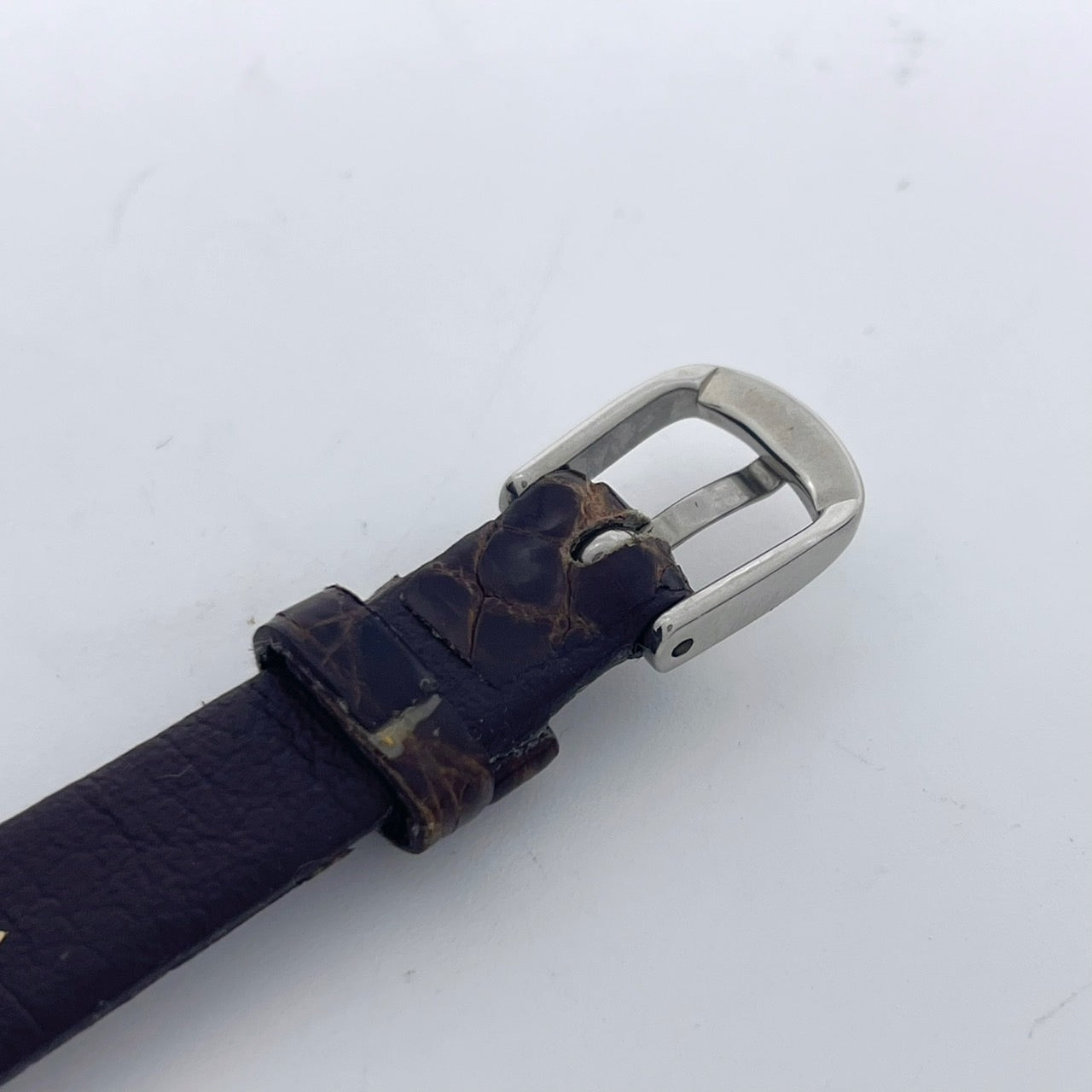 【稼働品】OMEGA オメガ ジュネーブ 腕時計 レディース 手巻き ビンテージ アンティーク シルバー文字盤 ブラウンレザー アナログ ラウンド クラシック エレガント ドレスウォッチ 高級 SWISS MADE 希少モデル 箱付き クリーニング済み G