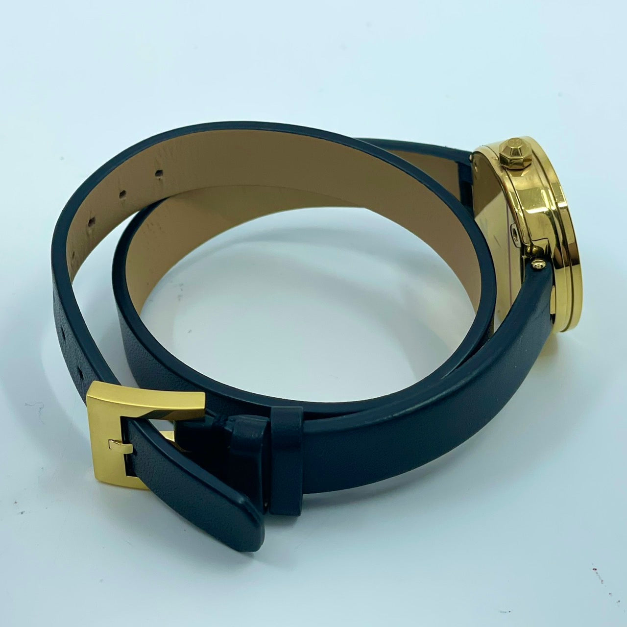 【電池交換/箱付き／未使用級】 TORY BURCH トリーバーチ 腕時計 TRB4019 レディース クオーツ アイコン ダブルTロゴ ゴールド ネイビー文字盤 ブラックレザーベルト スタイリッシュ エレガント SWISS MADE 人気モデル 箱付き クリーニング済み G 美品