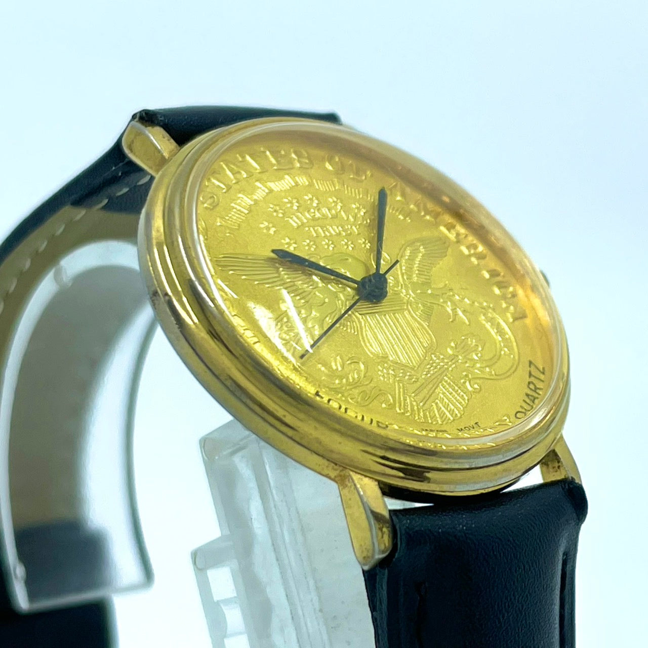 腕時計 メンズ クオーツ コインウォッチ ゴールド文字盤 ブラックレザーベルト アナログ ラウンド アメリカンイーグルデザイン ビンテージ風 ファッションウォッチ 電池交換済 新品ベルト(社外品) クリーニング済 G2