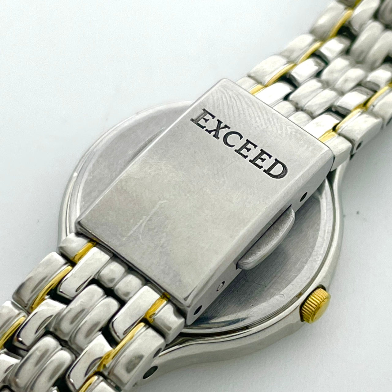 【稼働品】シチズン エクシード 腕時計 A980-T001912 レディース エコドライブ ソーラー コンビカラー ゴールド シルバー 上品 エレガント 高級 ドレスウォッチ ビジネス オフィス 薄型軽量 人気モデル クリーニング済み G2