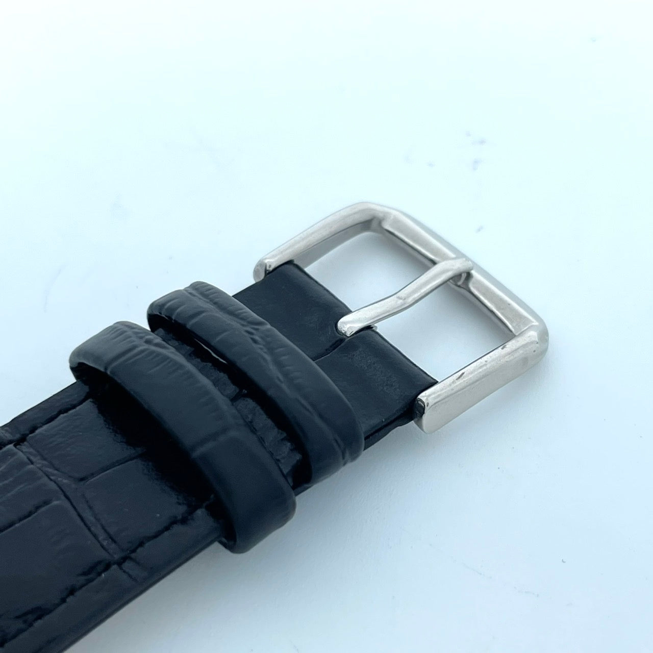 【電池交換済／新品ベルト(社外品)】美品 アベイシングエイプ 腕時計 メンズ クオーツ ブラック文字盤 BAPE CAMO 猿カモ アナログ ストリートファッションウォッチ ラウンド シルバーケース カジュアル 人気モデル クリーニング済み G2